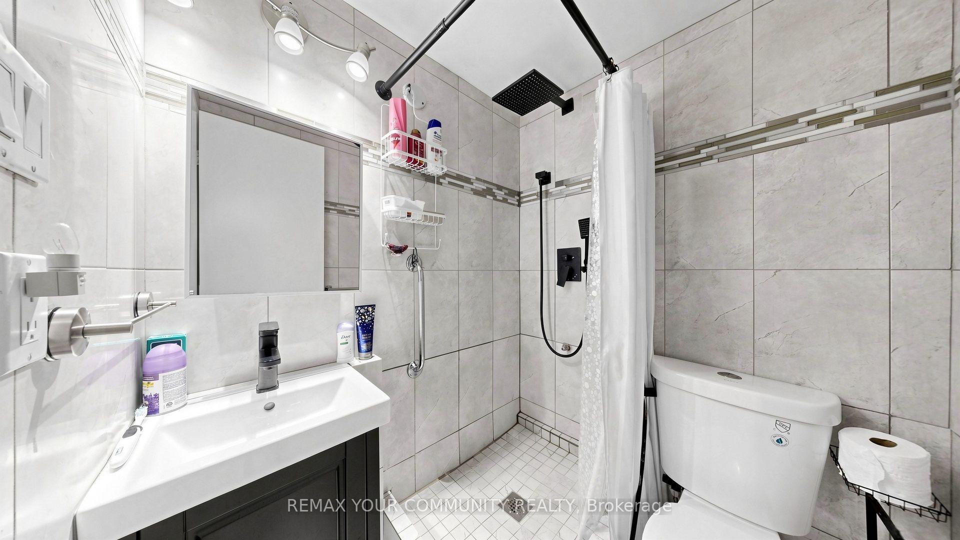 Photo 23 of Unit 707, 180 Dudley Avenue, Markham, Thornhill — HOMEH
