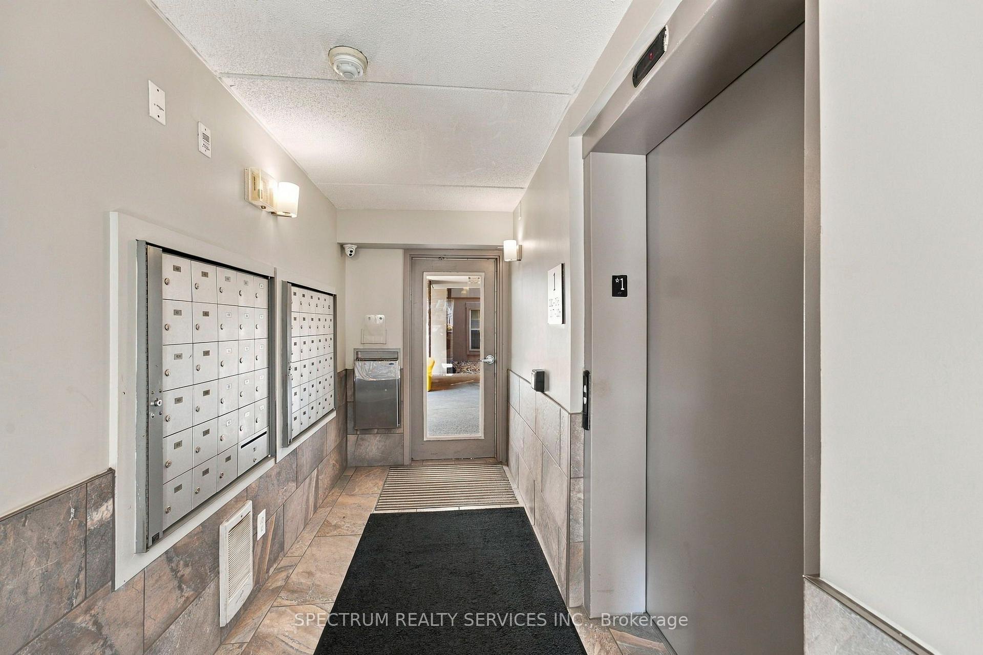 Photo 5 of Unit 208, 1480 Bishops Gate, Oakville, Glen Abbey — HOMEH