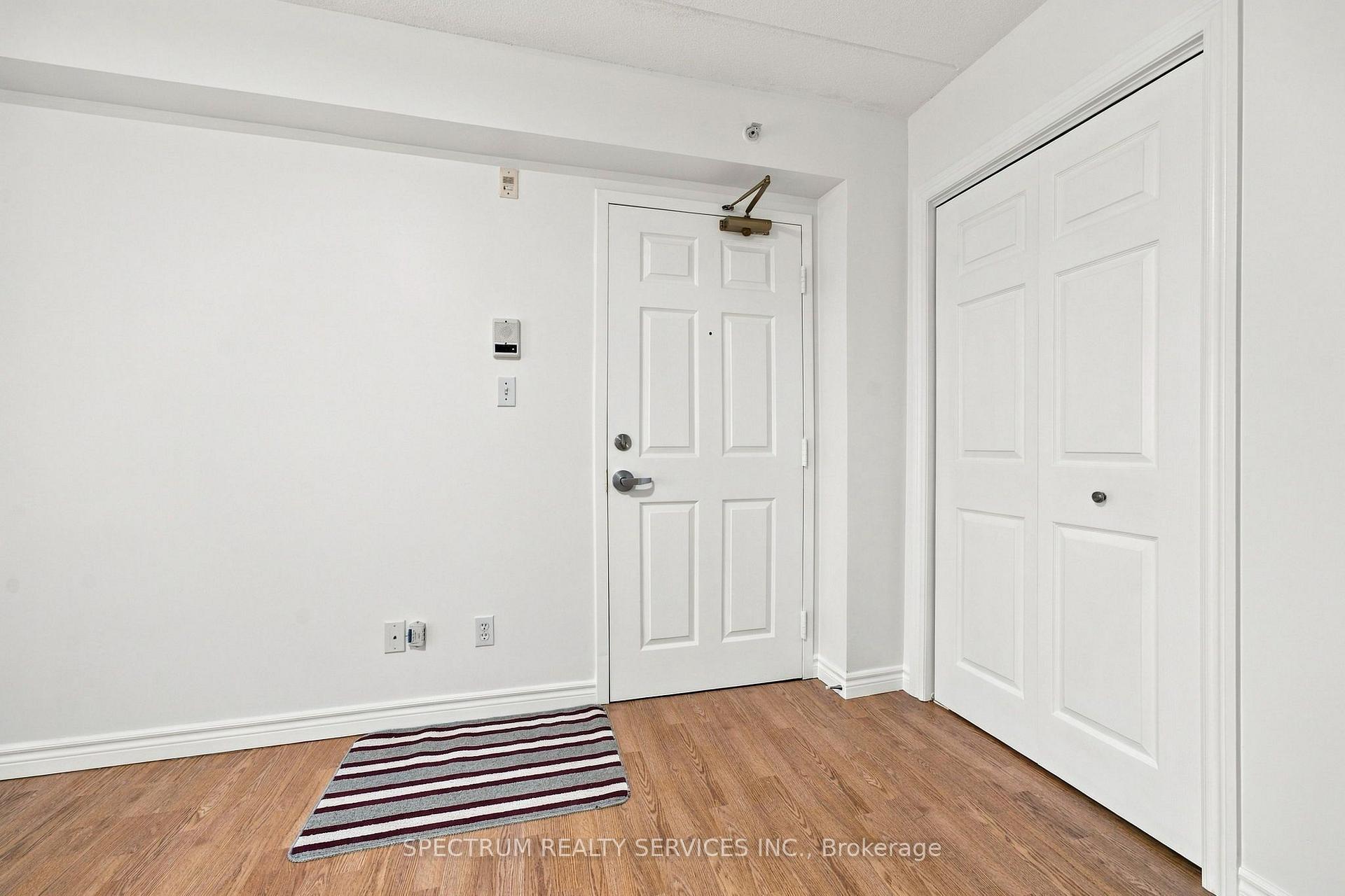 Photo 6 of Unit 208, 1480 Bishops Gate, Oakville, Glen Abbey — HOMEH