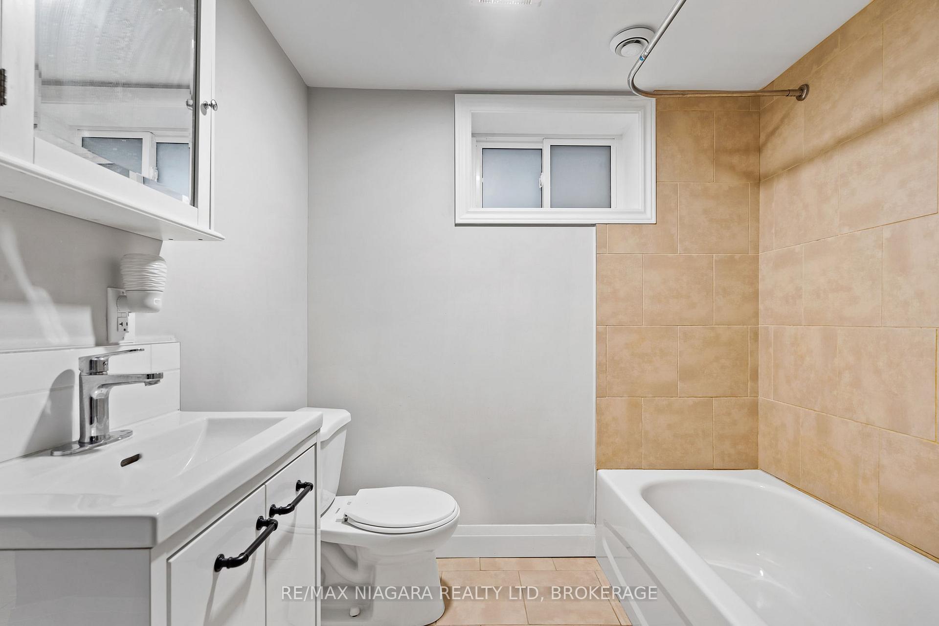 Photo 31 of 5 Cady Street, Welland, Lincoln/Crowland — HOMEH