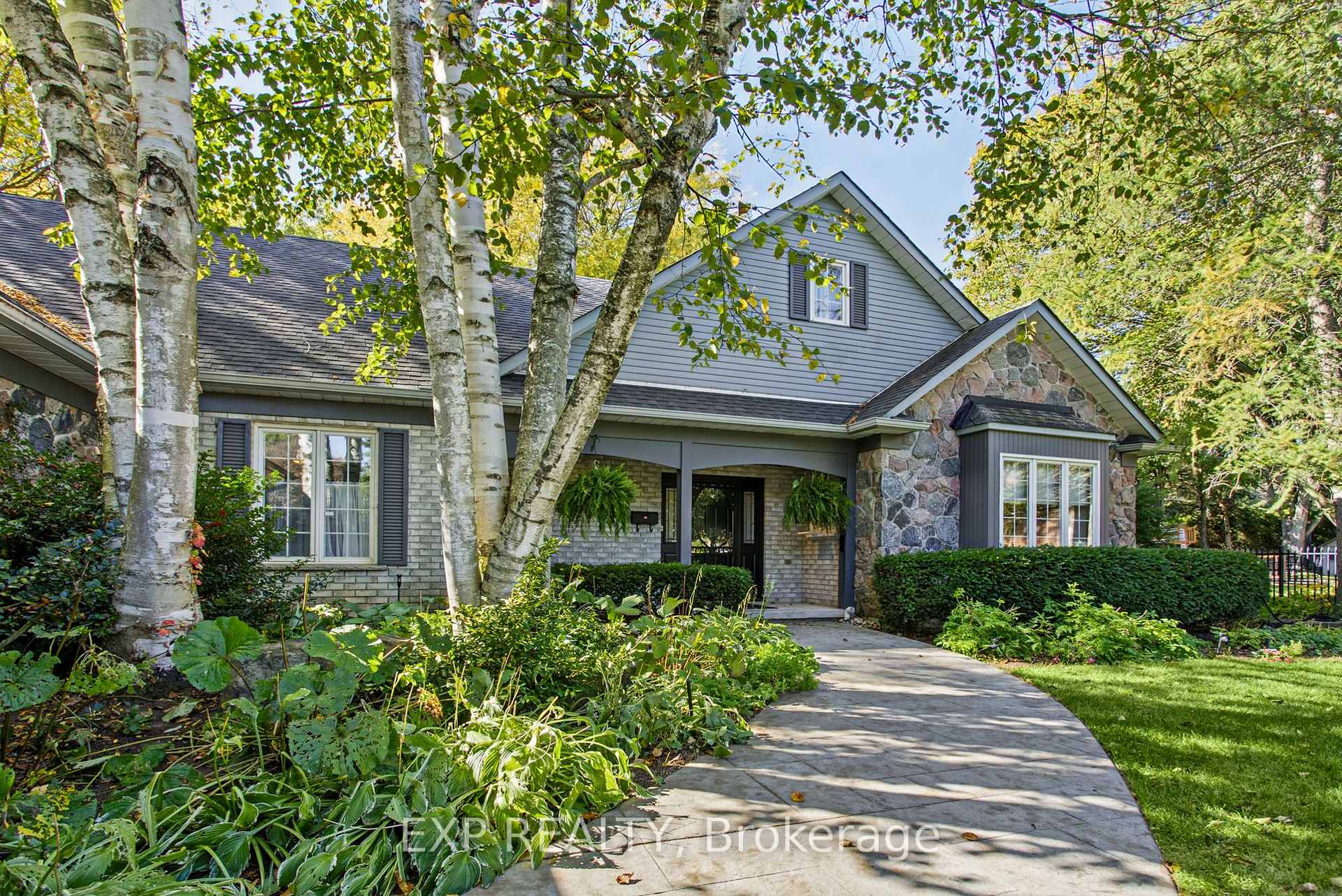Photo of 5 VanStraalen Street
