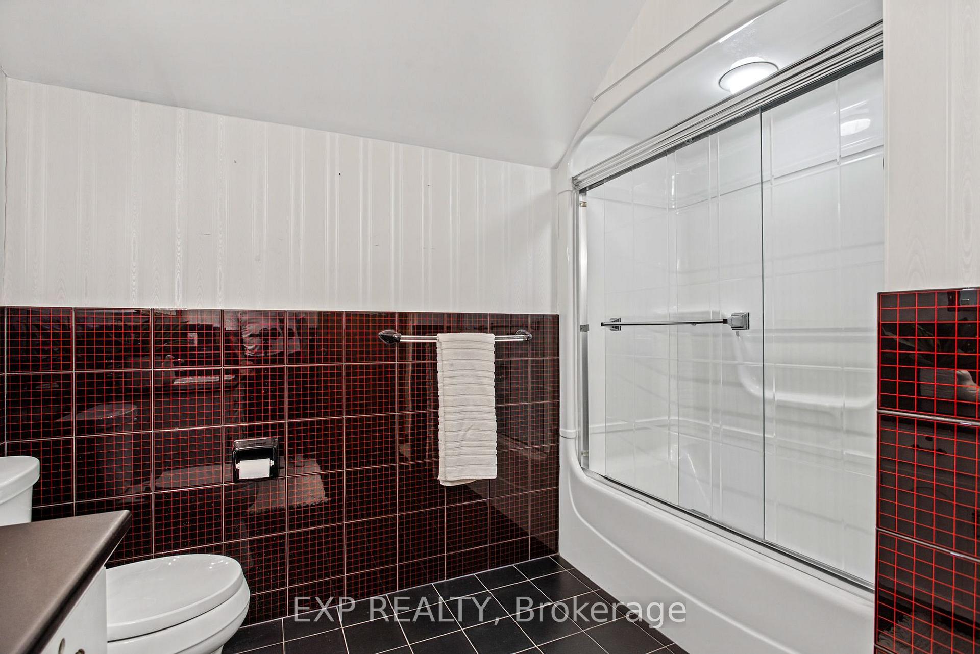 Photo 38 of 5 VanStraalen Street, Hamilton, Carlisle — HOMEH
