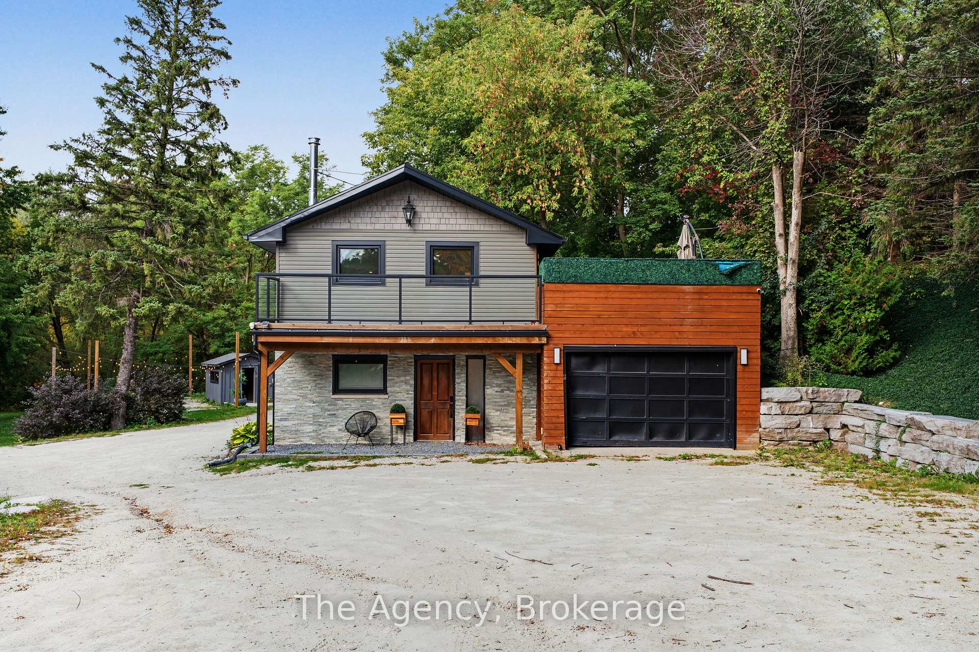 Photo 2 of 645 Mountain Road, Collingwood — HOMEH