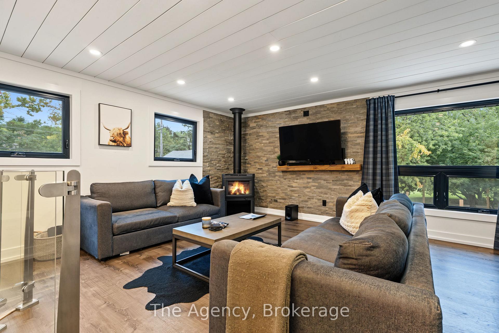 Photo 6 of 645 Mountain Road, Collingwood — HOMEH