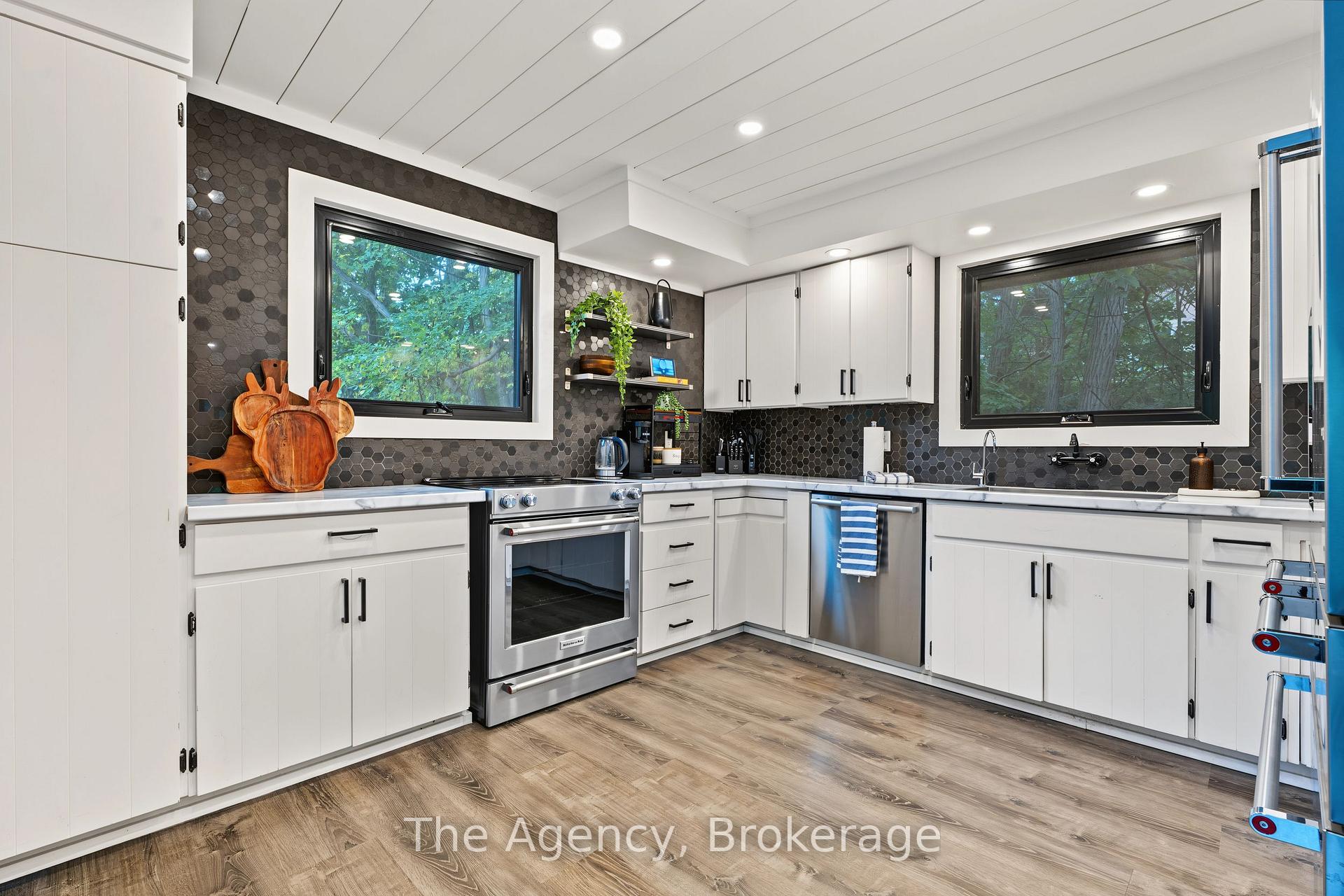 Photo 19 of 645 Mountain Road, Collingwood — HOMEH