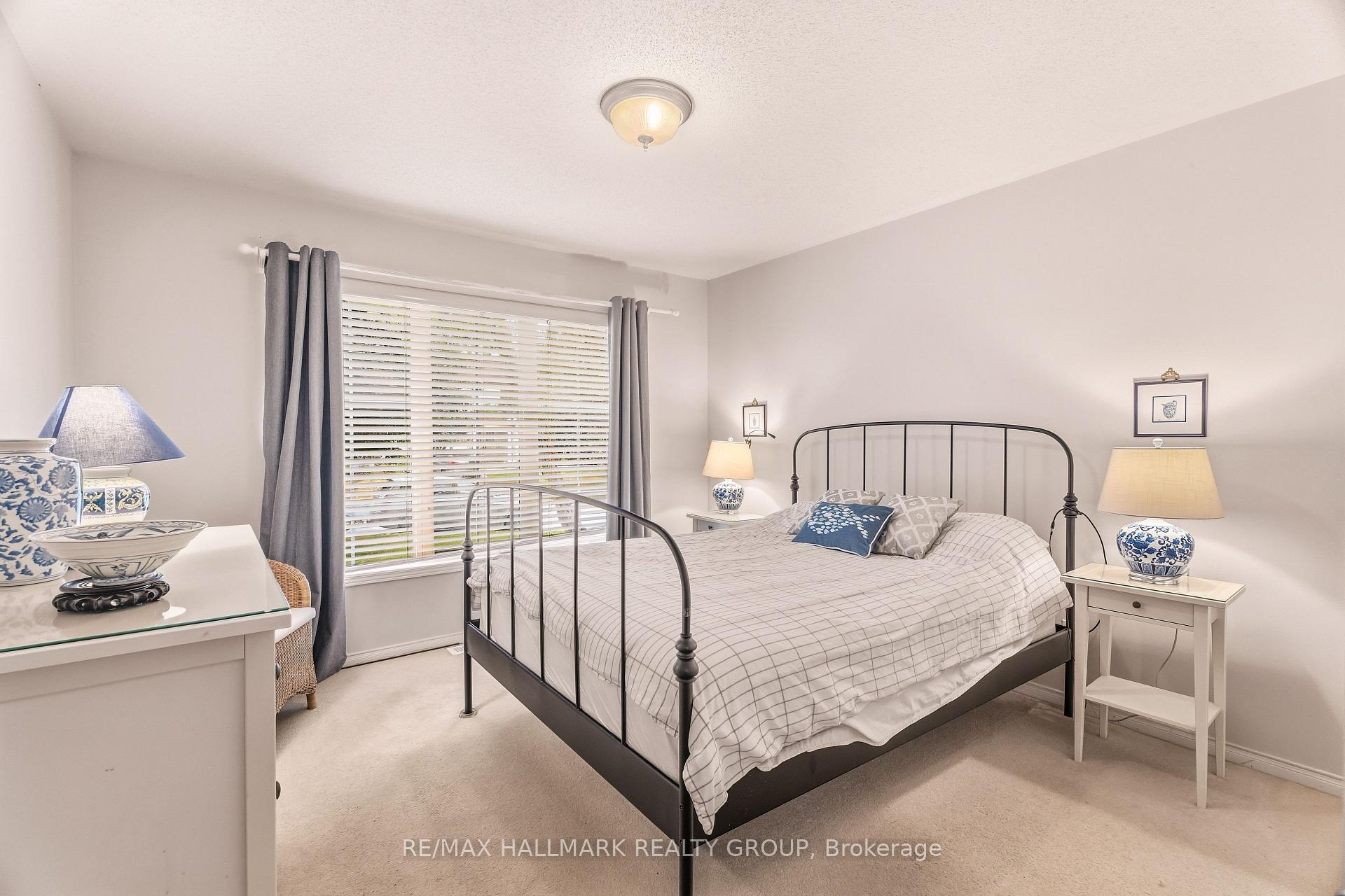 Photo 33 of 3 Burnstead Crescent, Ottawa, Kanata - Emerald Meadows/Trailwest — HOMEH