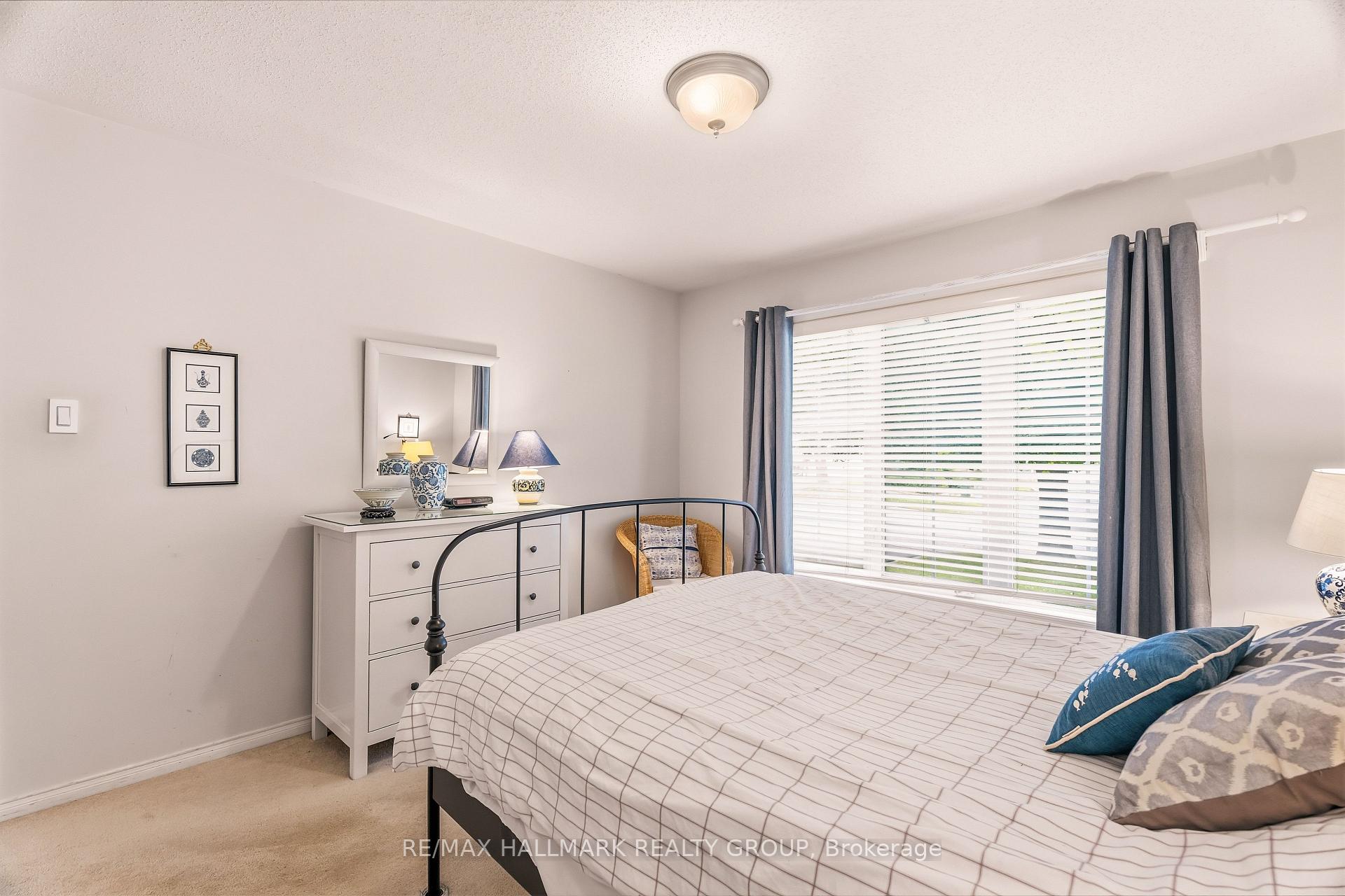 Photo 34 of 3 Burnstead Crescent, Ottawa, Kanata - Emerald Meadows/Trailwest — HOMEH