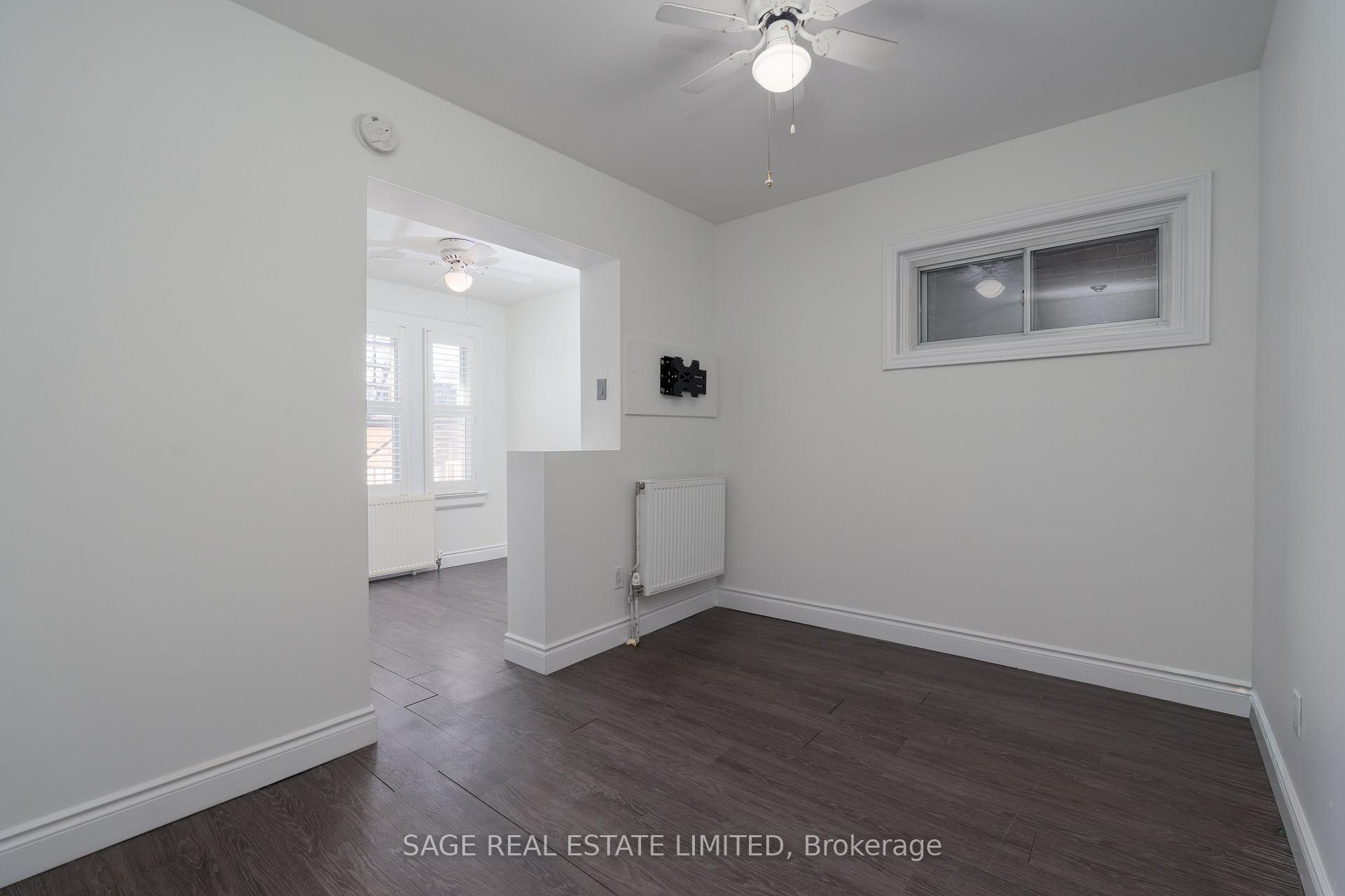 Photo 5 of Unit 1B, 8 Brookmount Road, Toronto, The Beaches — HOMEH