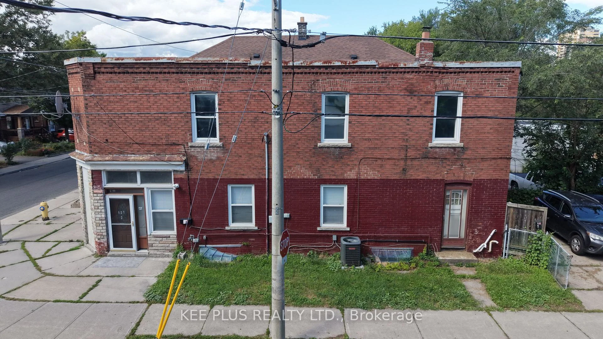 Photo 7 of 131 Chisholm Avenue, Toronto, Woodbine-Lumsden — HOMEH