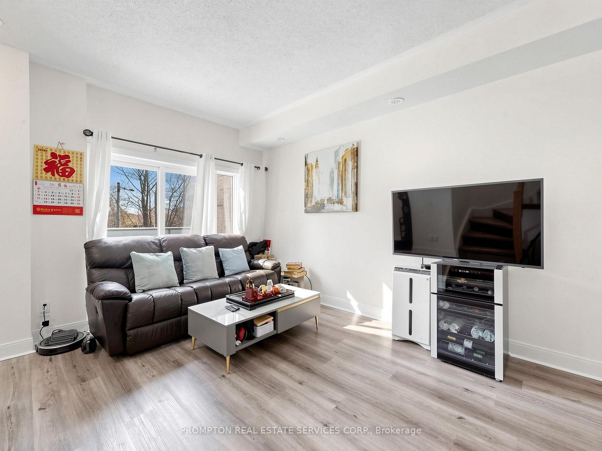 Photo 7 of Unit TH3, 330 Village Green Square, Scarborough, Agincourt South-Malvern West — HOMEH