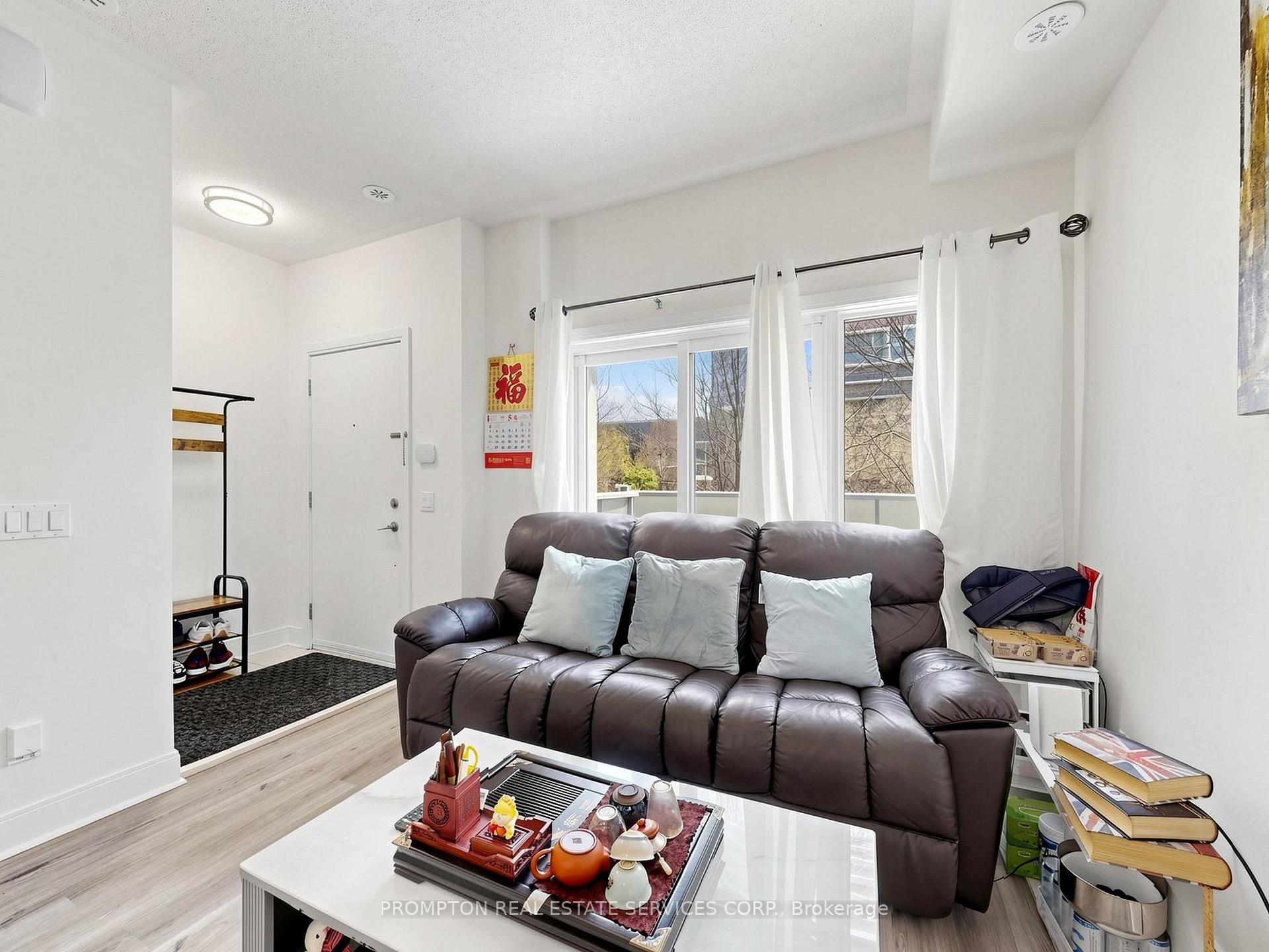 Photo 8 of Unit TH3, 330 Village Green Square, Scarborough, Agincourt South-Malvern West — HOMEH