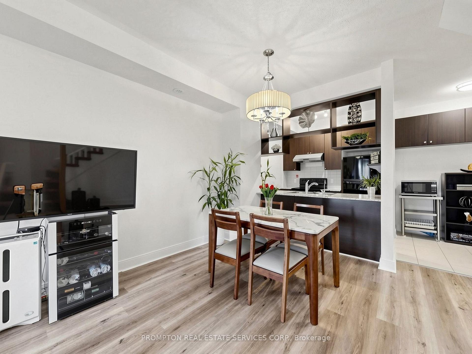 Photo 10 of Unit TH3, 330 Village Green Square, Scarborough, Agincourt South-Malvern West — HOMEH