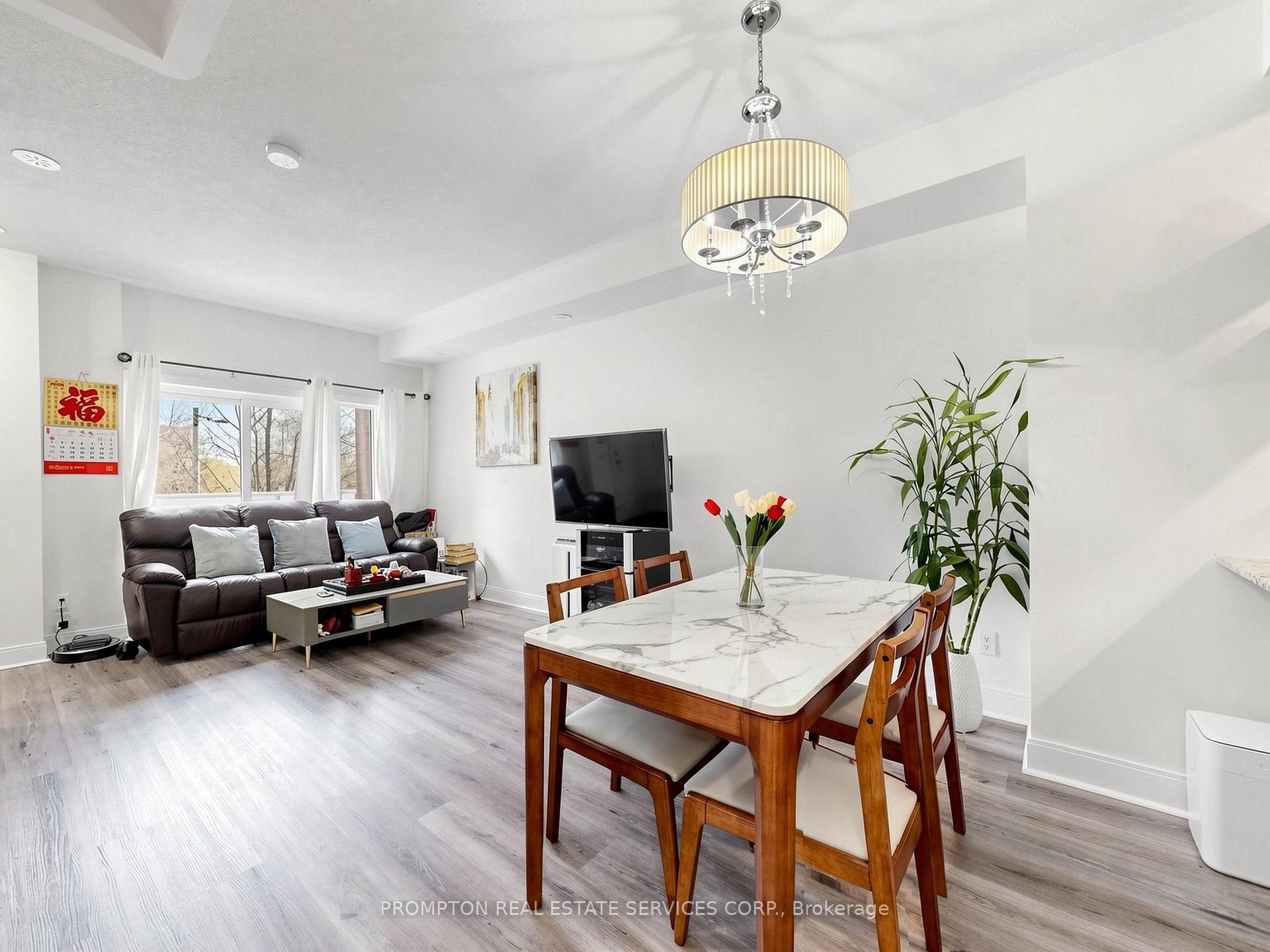 Photo 12 of Unit TH3, 330 Village Green Square, Scarborough, Agincourt South-Malvern West — HOMEH