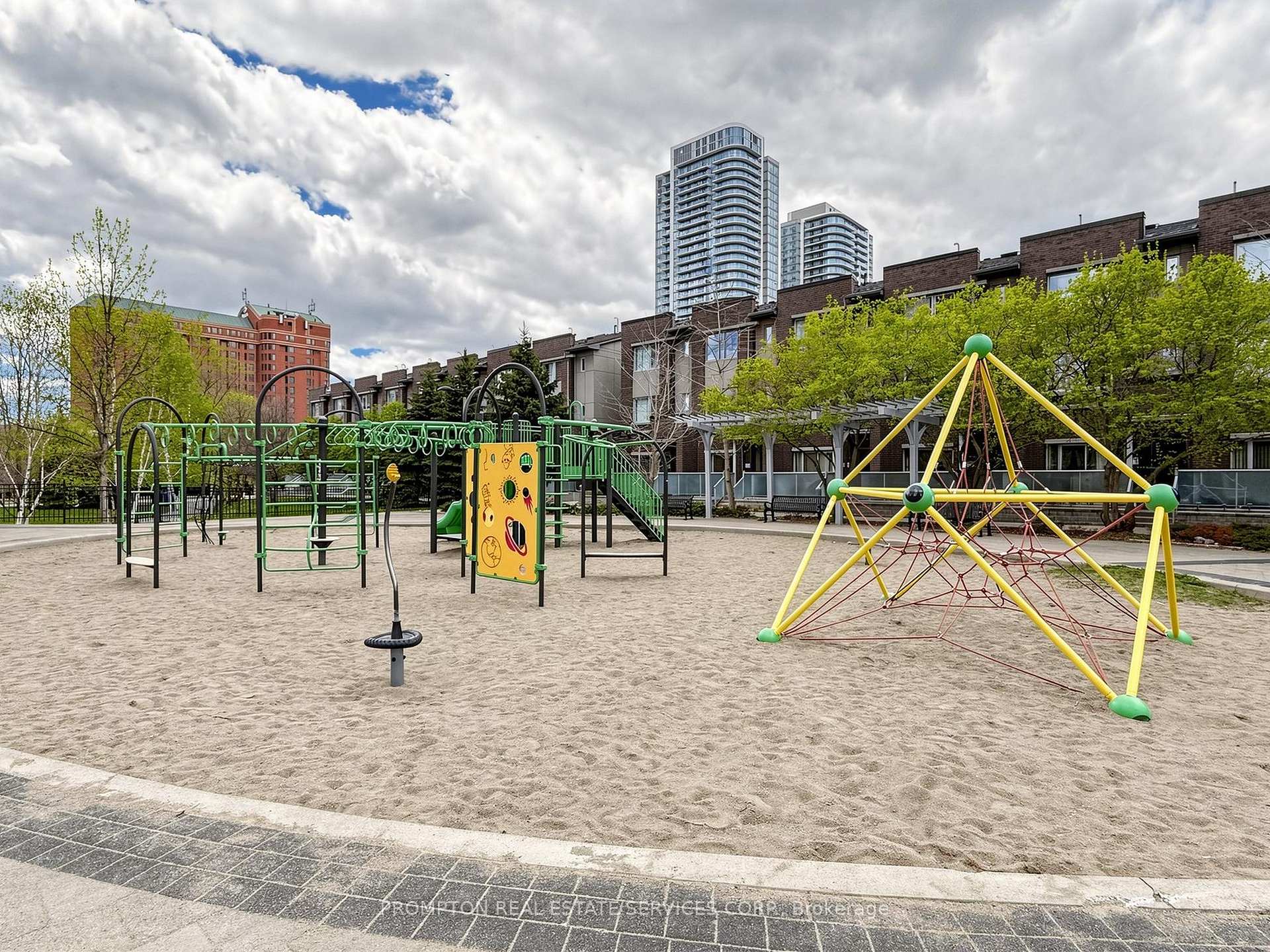 Photo 35 of Unit TH3, 330 Village Green Square, Scarborough, Agincourt South-Malvern West — HOMEH