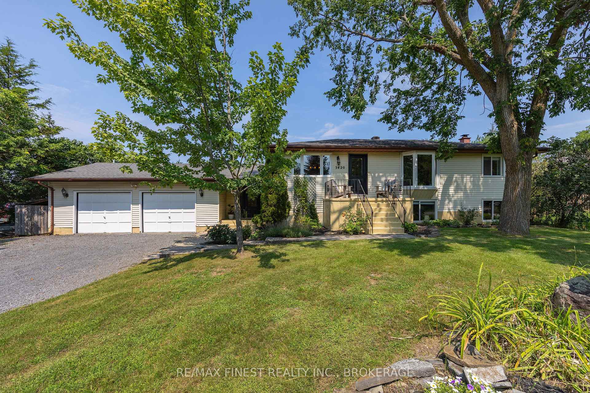 Photo of 3420 Round Lake Road