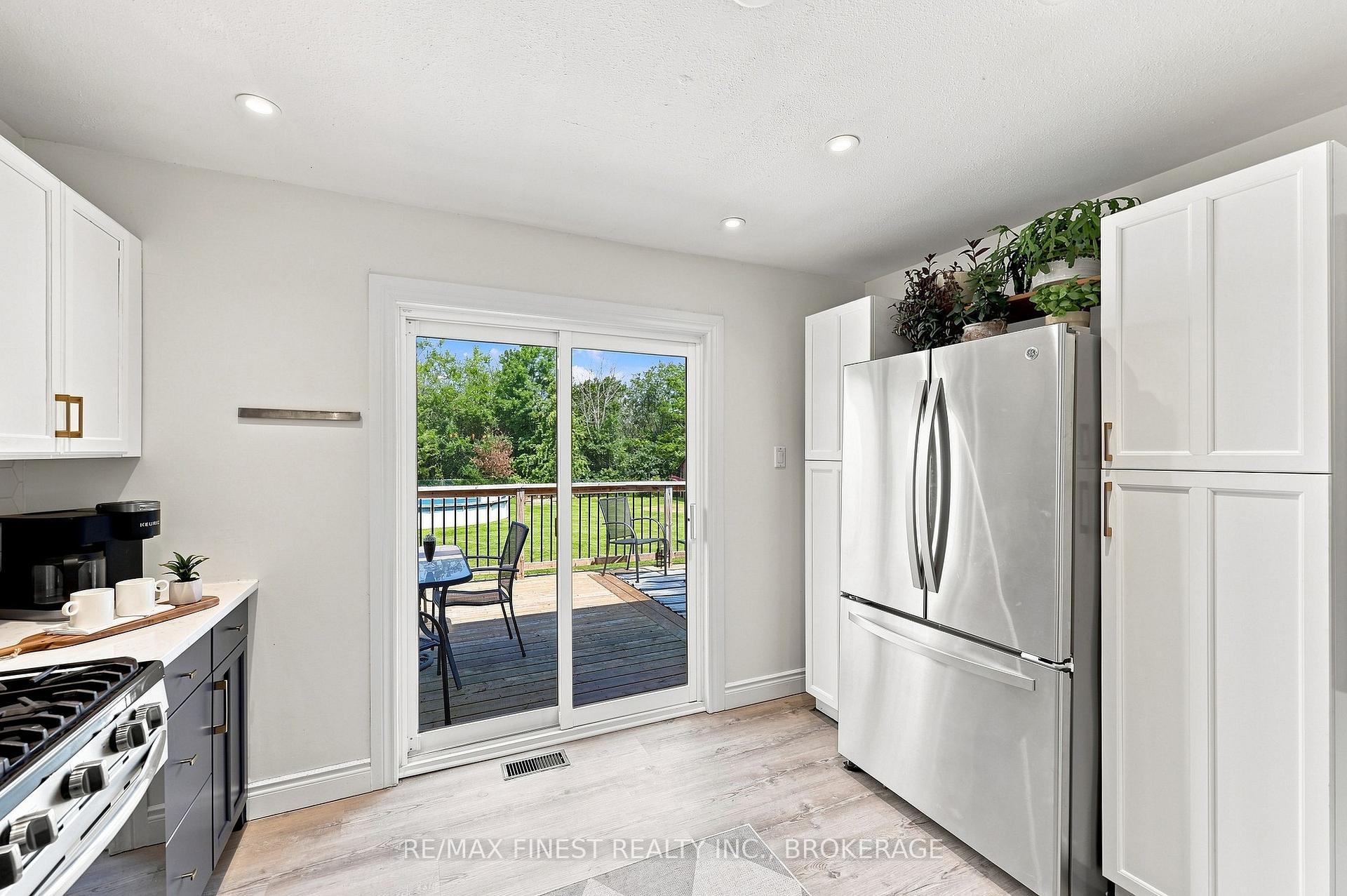 Photo 12 of 3420 Round Lake Road, Frontenac, Frontenac South — HOMEH
