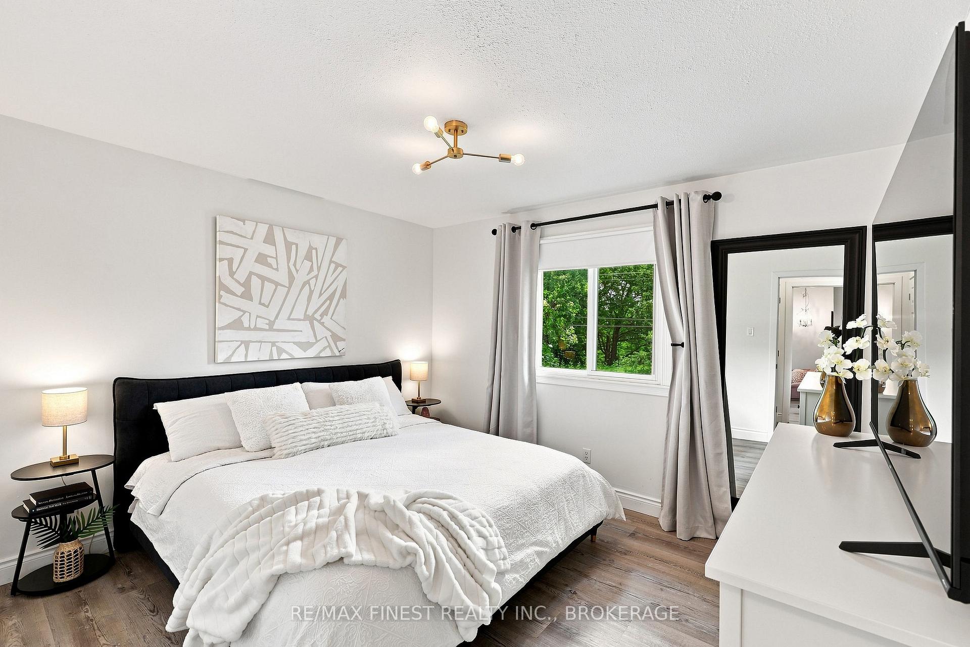 Photo 18 of 3420 Round Lake Road, Frontenac, Frontenac South — HOMEH