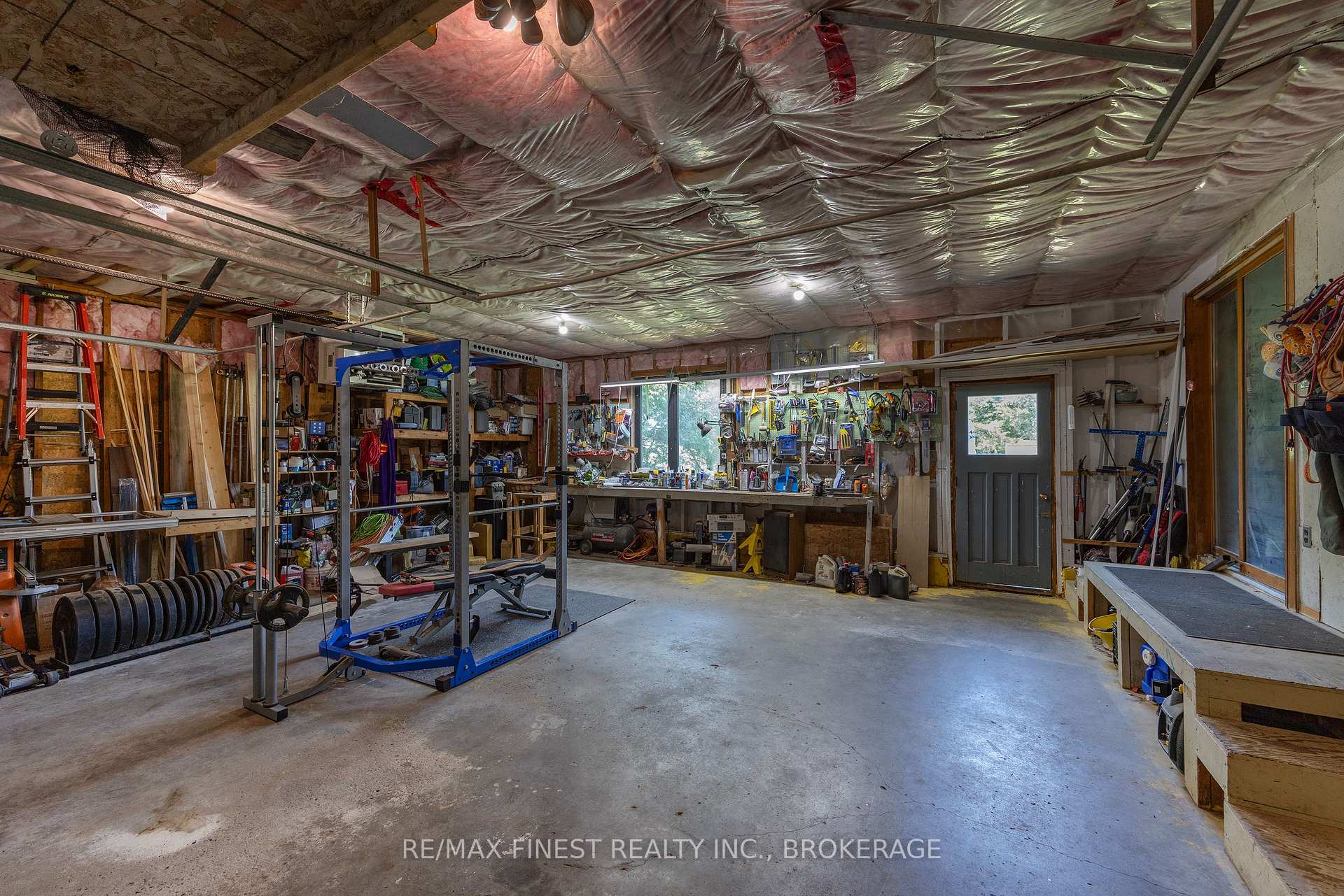 Photo 34 of 3420 Round Lake Road, Frontenac, Frontenac South — HOMEH