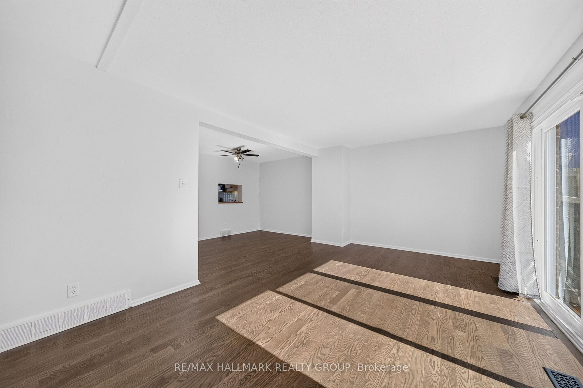 Photo 14 of 122 Costello Avenue, Ottawa, Leslie Park — HOMEH
