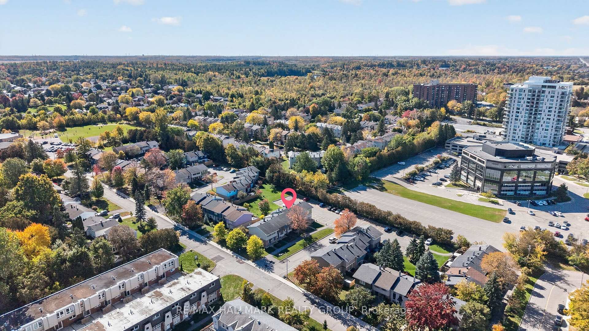 Photo 48 of 122 Costello Avenue, Ottawa, Leslie Park — HOMEH