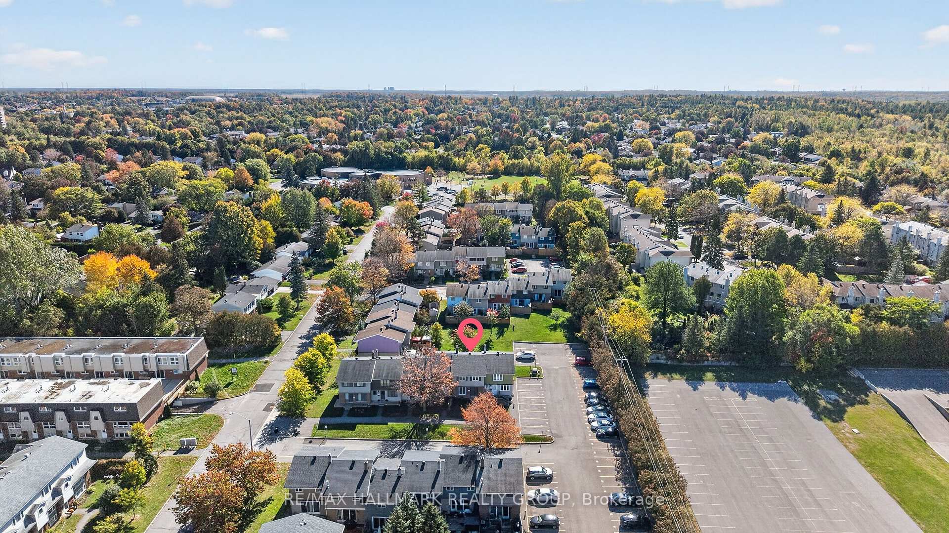 Photo 49 of 122 Costello Avenue, Ottawa, Leslie Park — HOMEH