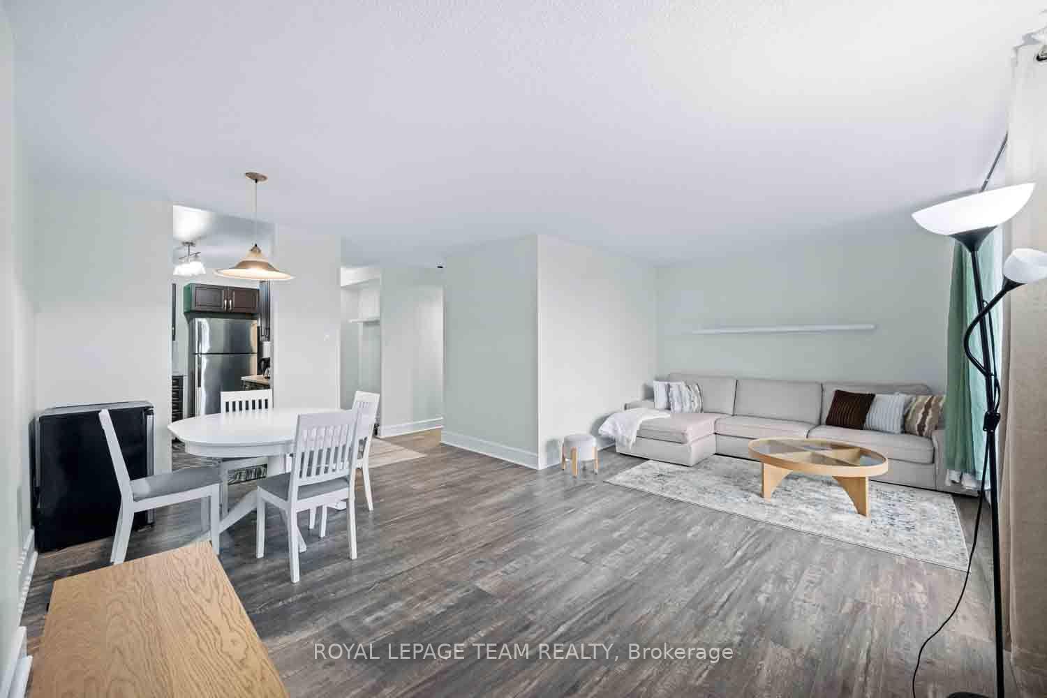 Photo 6 of Unit 409, 2000 Jasmine Crescent, Ottawa, Beacon Hill South — HOMEH