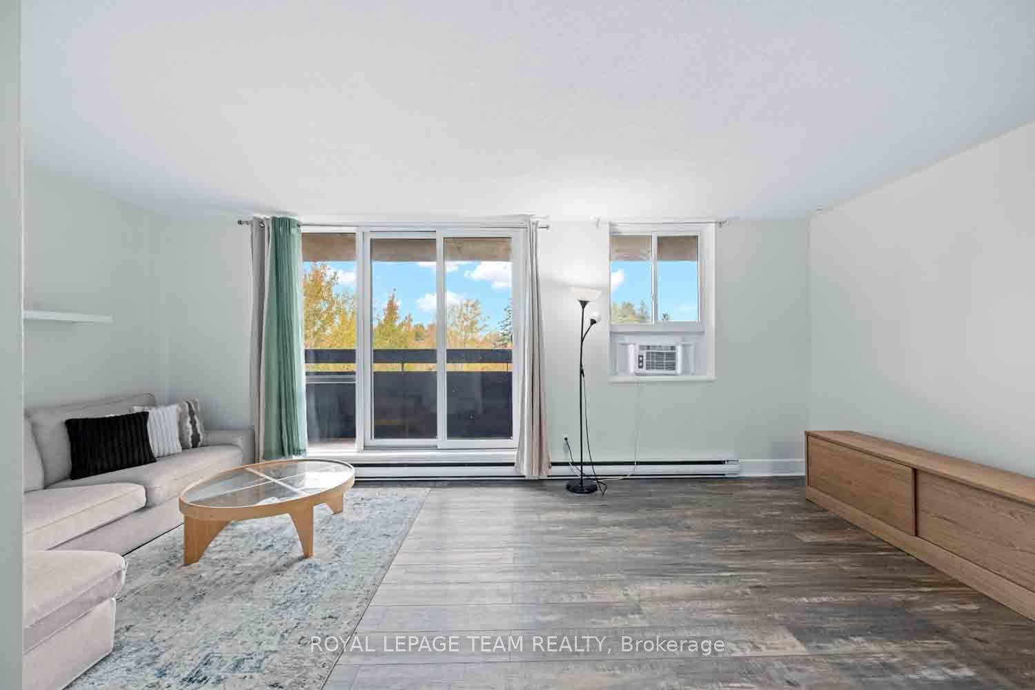 Photo 10 of Unit 409, 2000 Jasmine Crescent, Ottawa, Beacon Hill South — HOMEH