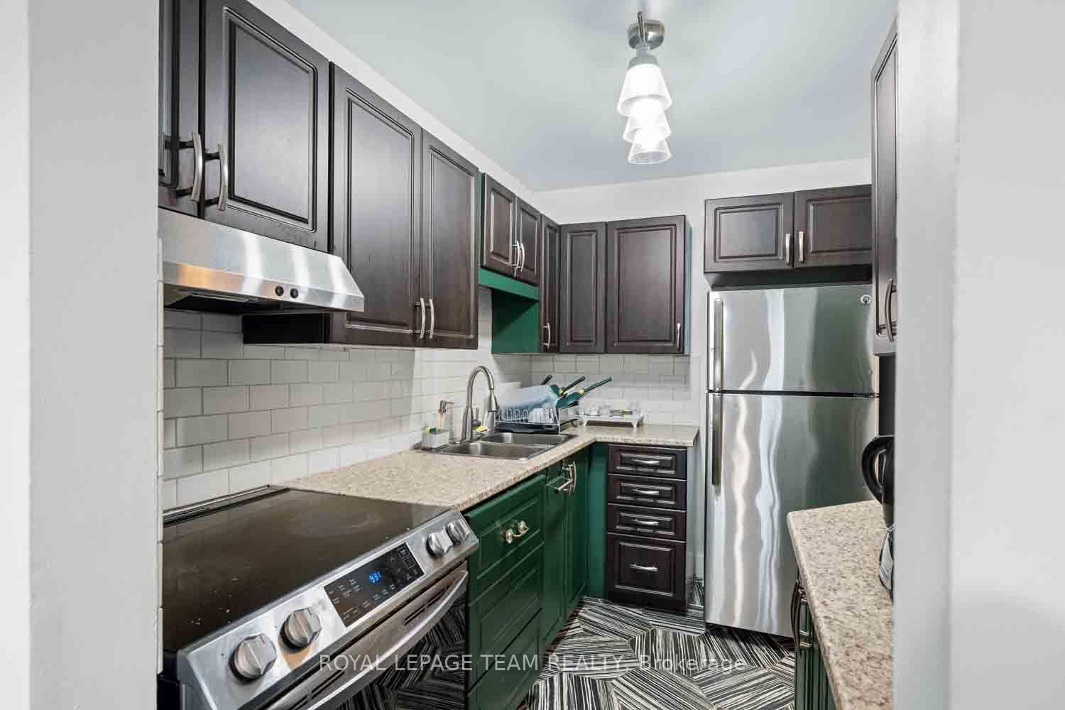 Photo 18 of Unit 409, 2000 Jasmine Crescent, Ottawa, Beacon Hill South — HOMEH