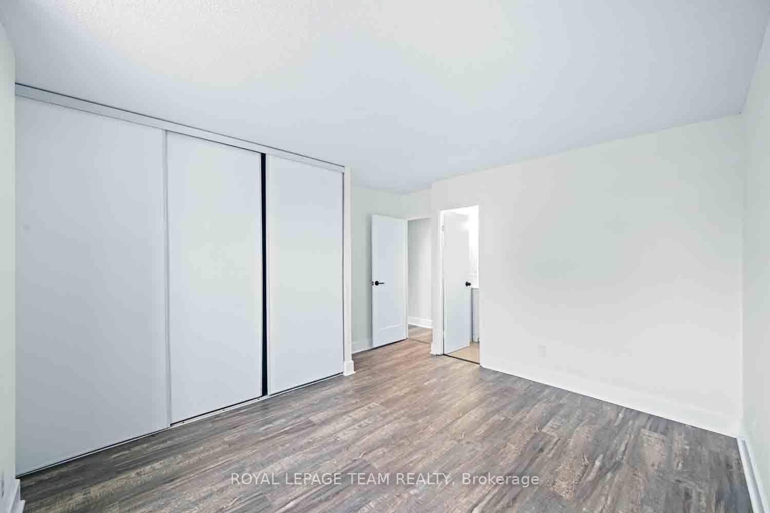 Photo 24 of Unit 409, 2000 Jasmine Crescent, Ottawa, Beacon Hill South — HOMEH