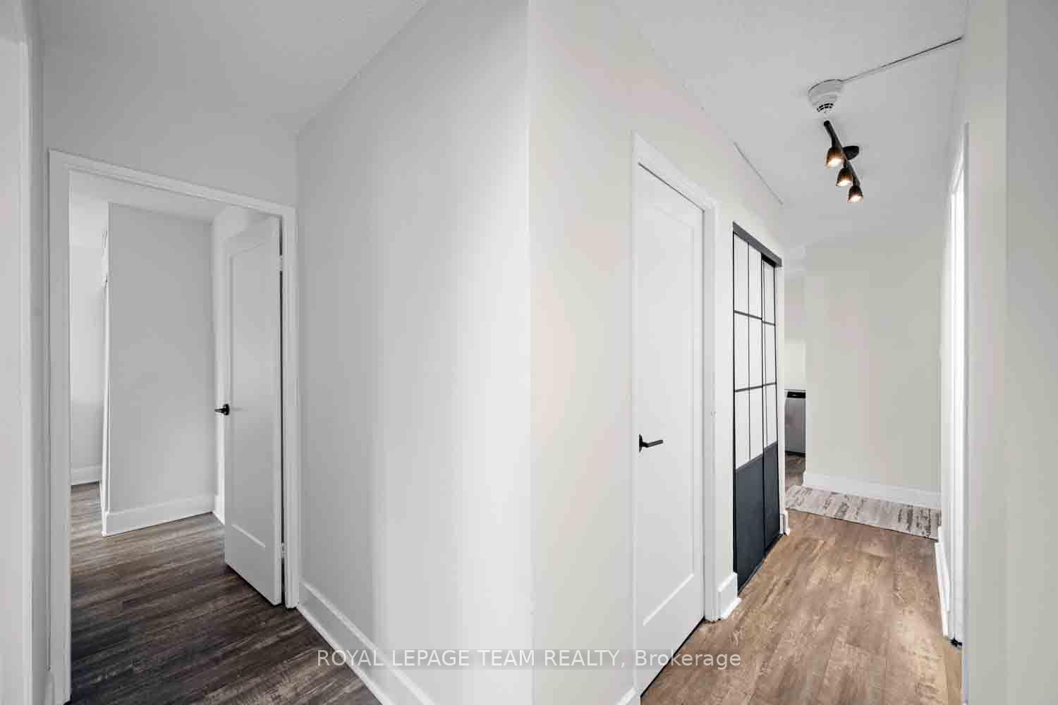 Photo 28 of Unit 409, 2000 Jasmine Crescent, Ottawa, Beacon Hill South — HOMEH