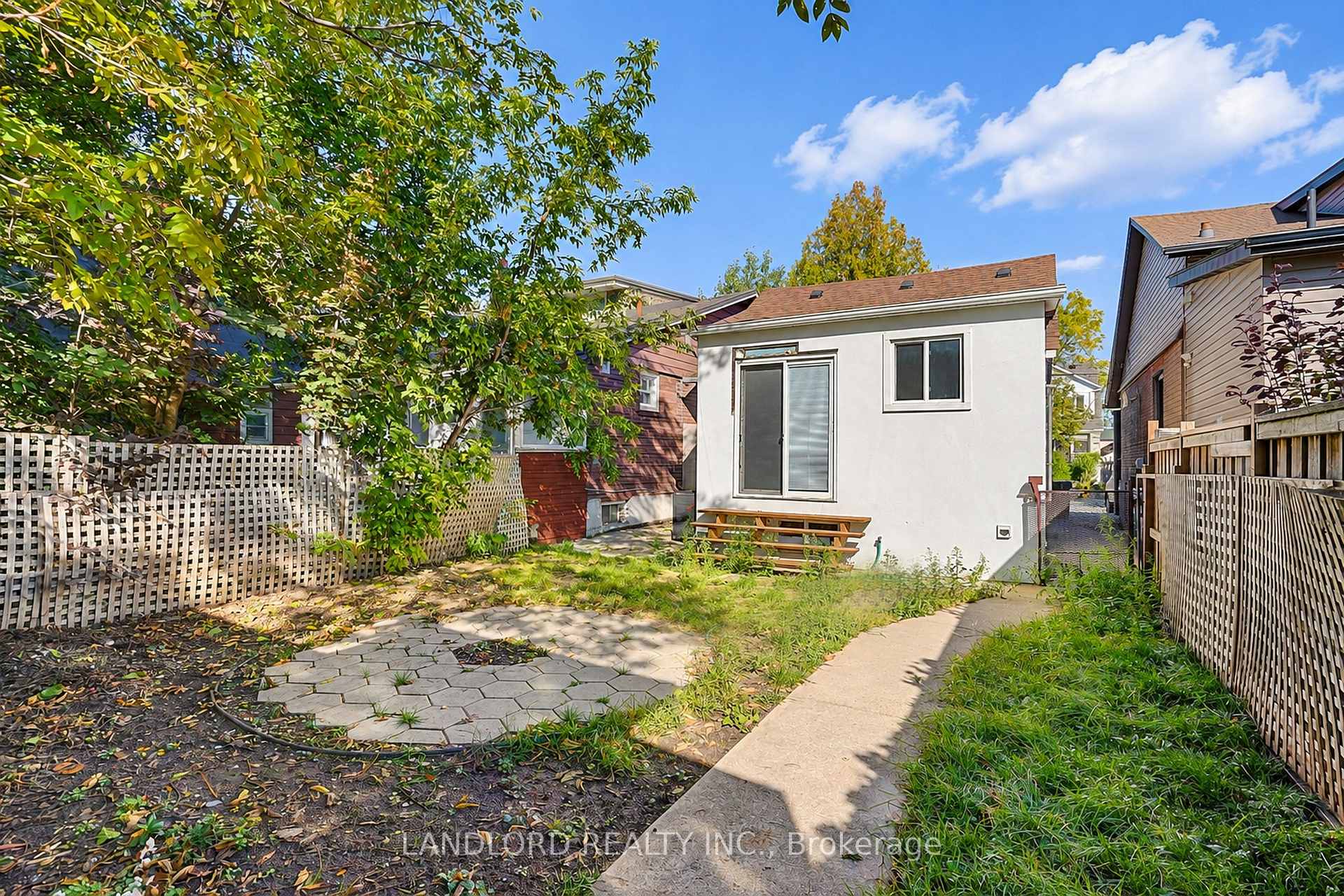 Photo 5 of Unit Main Fl, 45 Craydon Avenue, North York, Mount Dennis — HOMEH