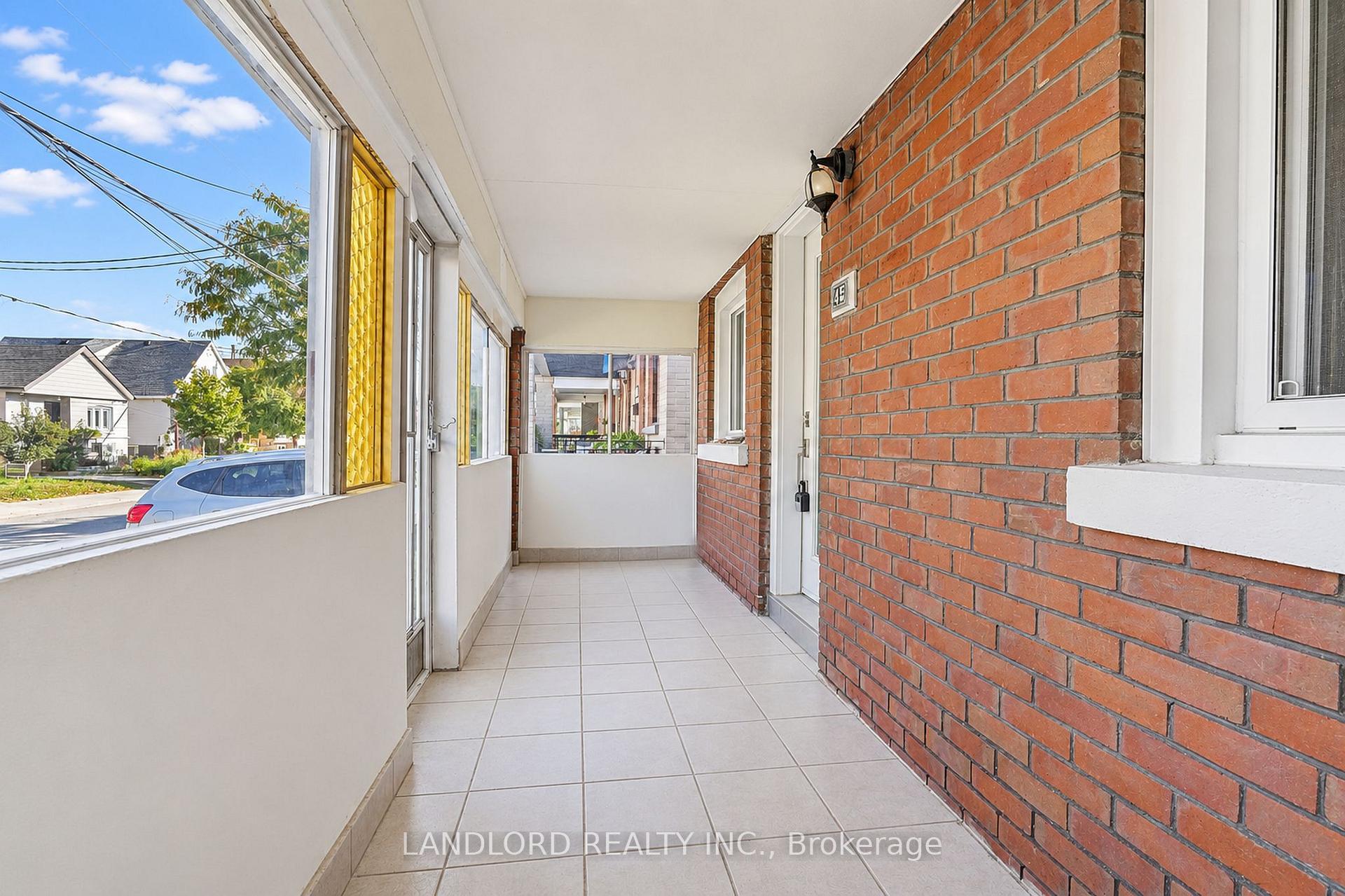Photo 8 of Unit Main Fl, 45 Craydon Avenue, North York, Mount Dennis — HOMEH