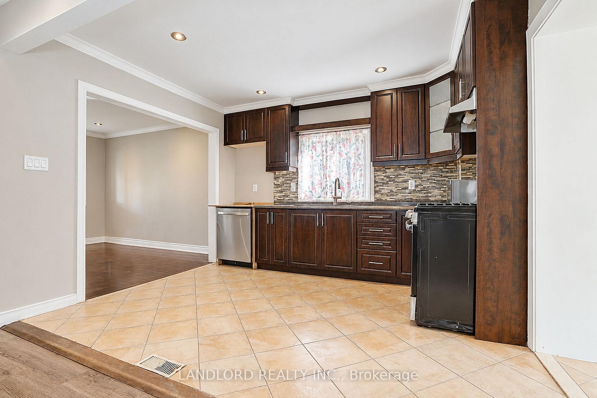 Photo 23 of Unit Main Fl, 45 Craydon Avenue, North York, Mount Dennis — HOMEH