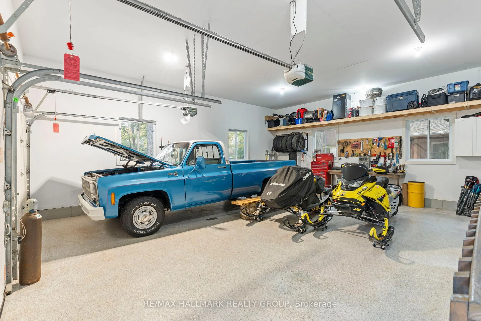 Photo 3 of 5215 Algonquin Road, Augusta, Augusta Twp — HOMEH
