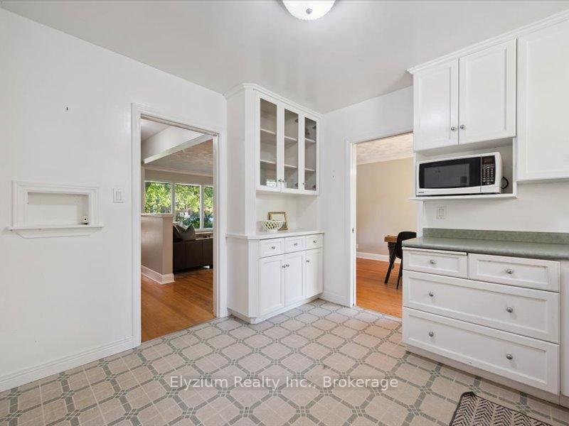 Photo 13 of 3 Caledonia Street, Guelph, Dovercliffe Park/Old University — HOMEH