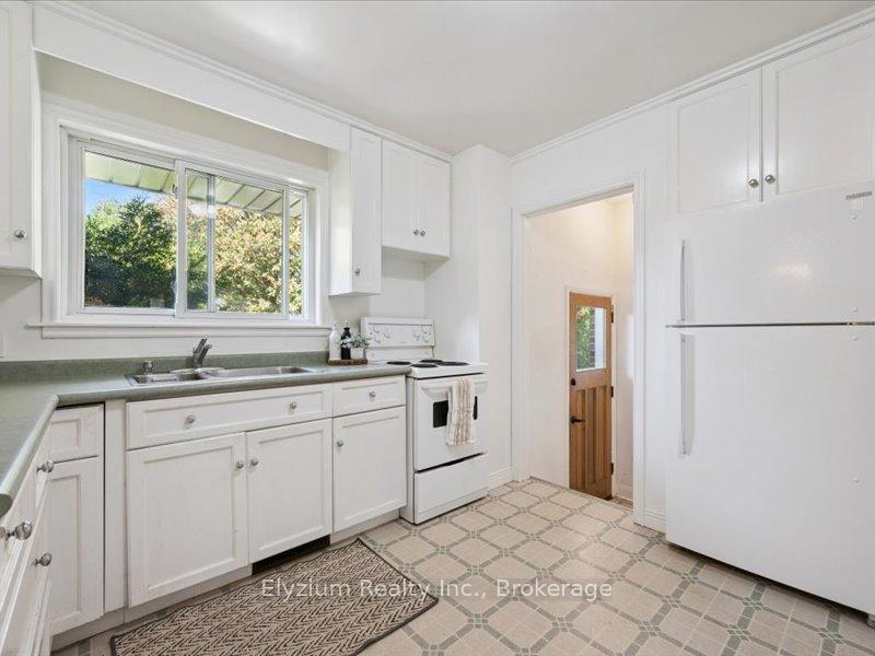 Photo 14 of 3 Caledonia Street, Guelph, Dovercliffe Park/Old University — HOMEH