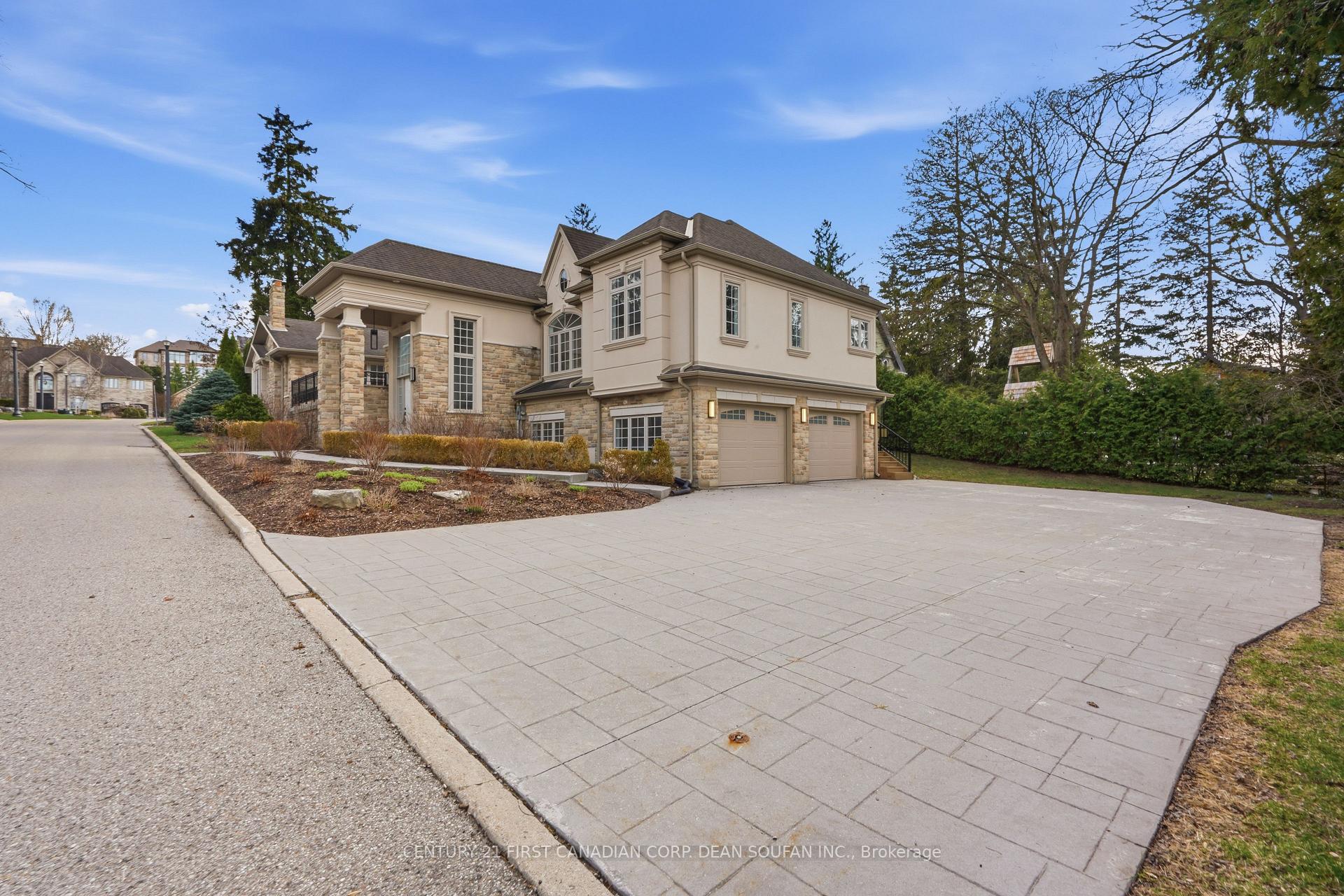 Photo 6 of Unit 33, 145 Base Line Road E, London, South G — HOMEH