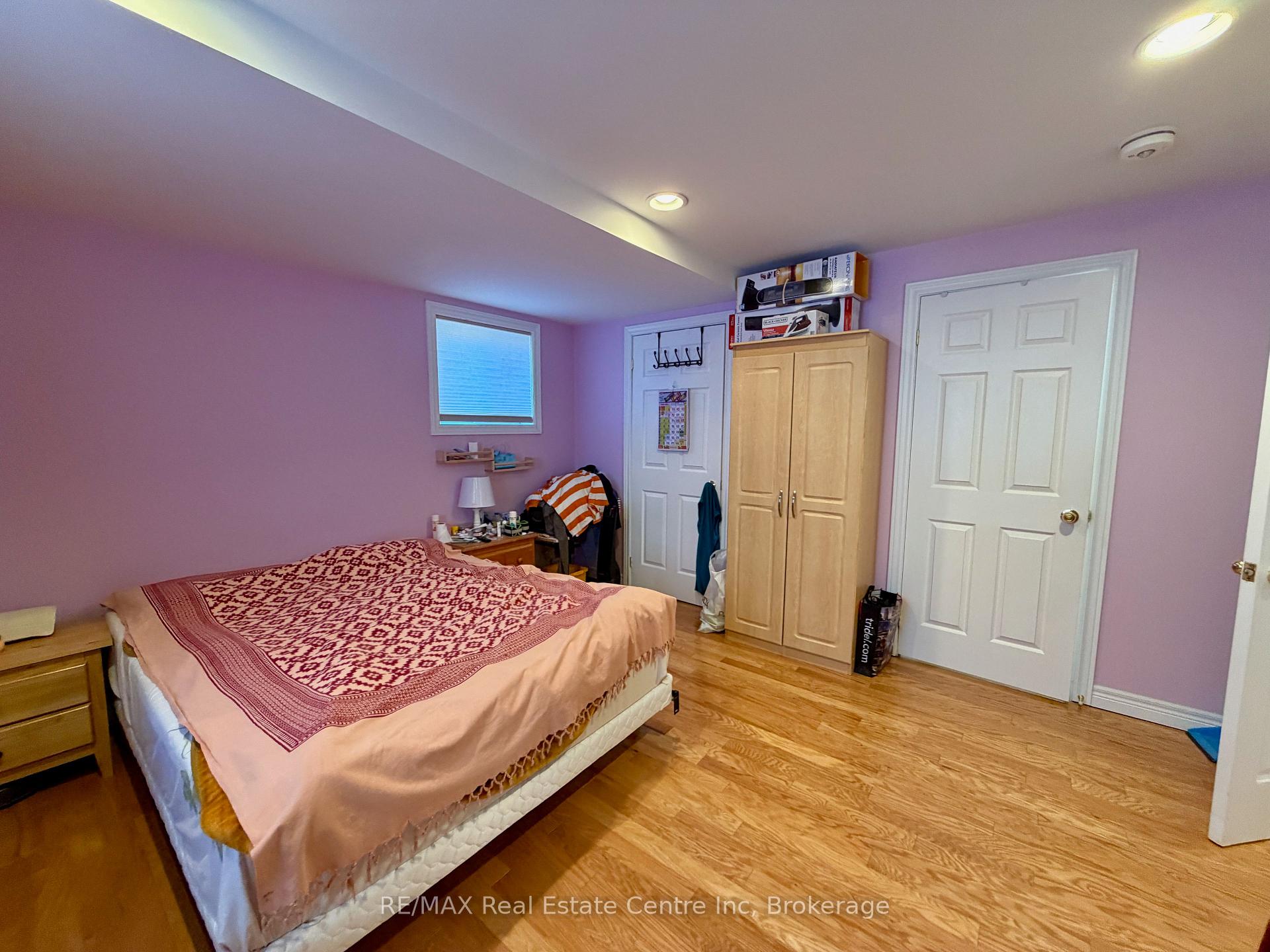 Photo 14 of 162 Clairfields Drive W, Guelph, Clairfields/Hanlon Business Park — HOMEH