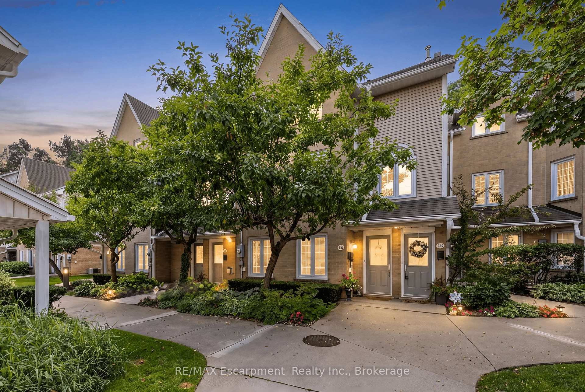 Photo of Unit 218, 2110 Cleaver Avenue