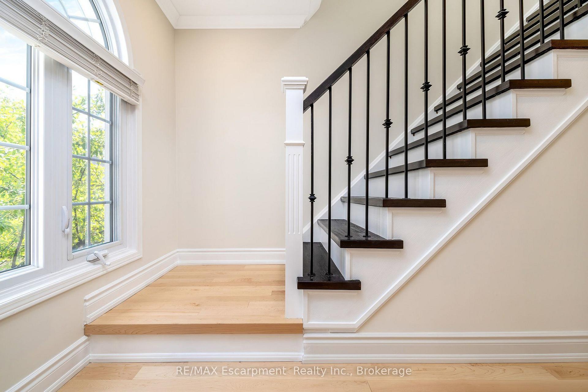 Photo 20 of Unit 218, 2110 Cleaver Avenue, Burlington, Headon — HOMEH