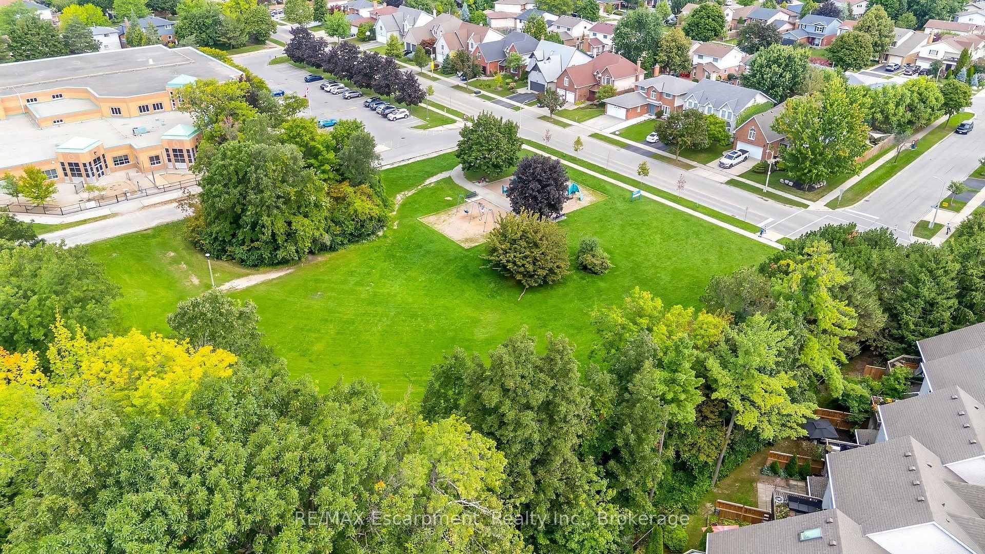 Photo 35 of Unit 218, 2110 Cleaver Avenue, Burlington, Headon — HOMEH