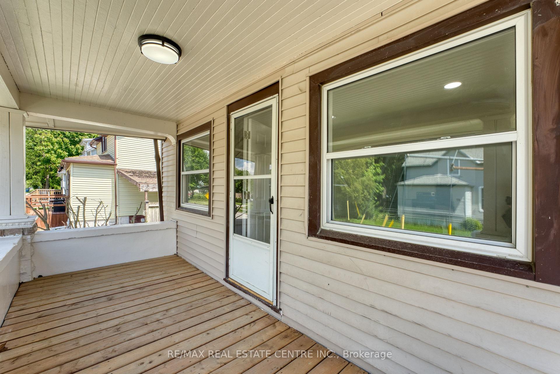 Photo 4 of 88 Lorne Avenue, Chatham-Kent — HOMEH