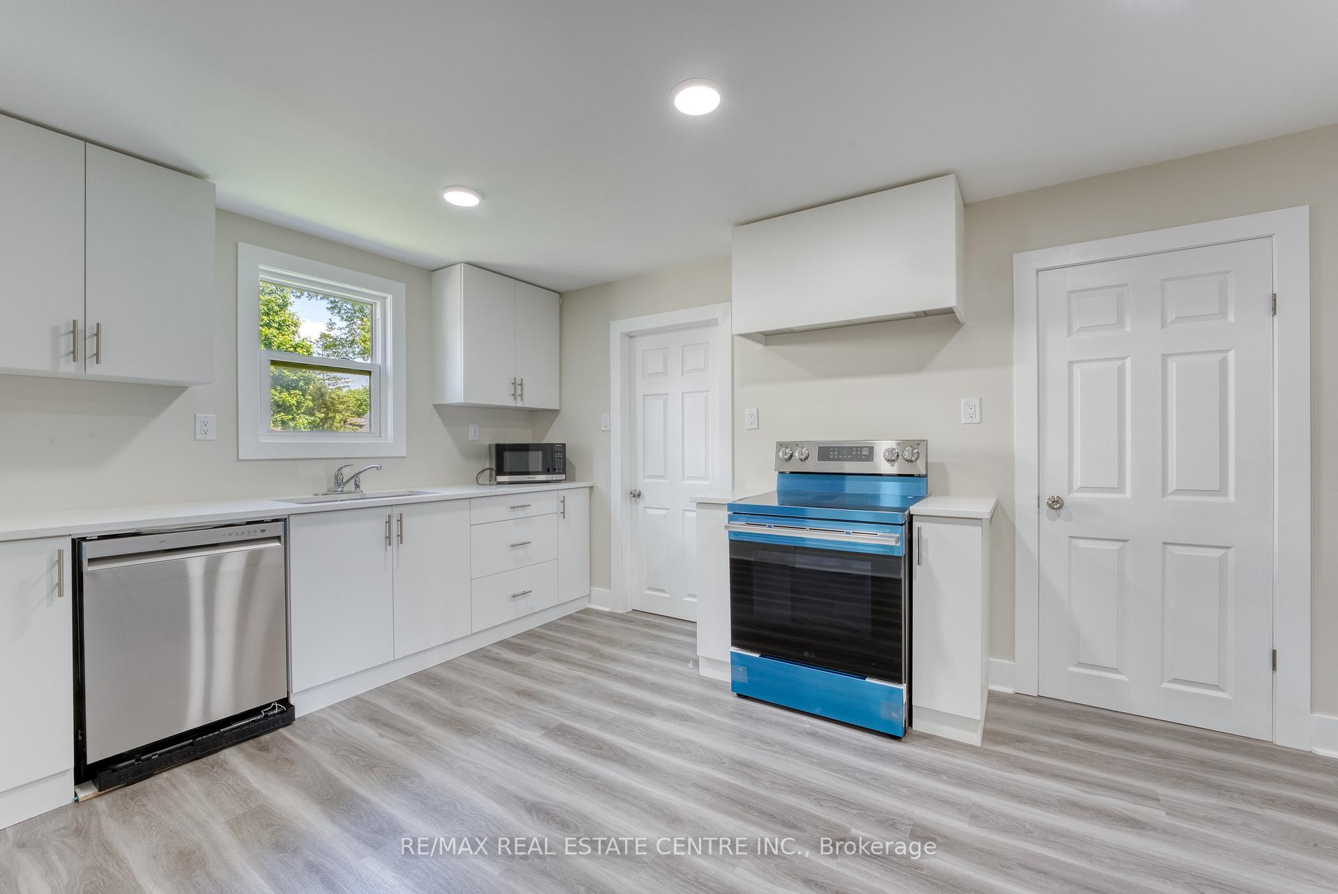 Photo 13 of 88 Lorne Avenue, Chatham-Kent — HOMEH