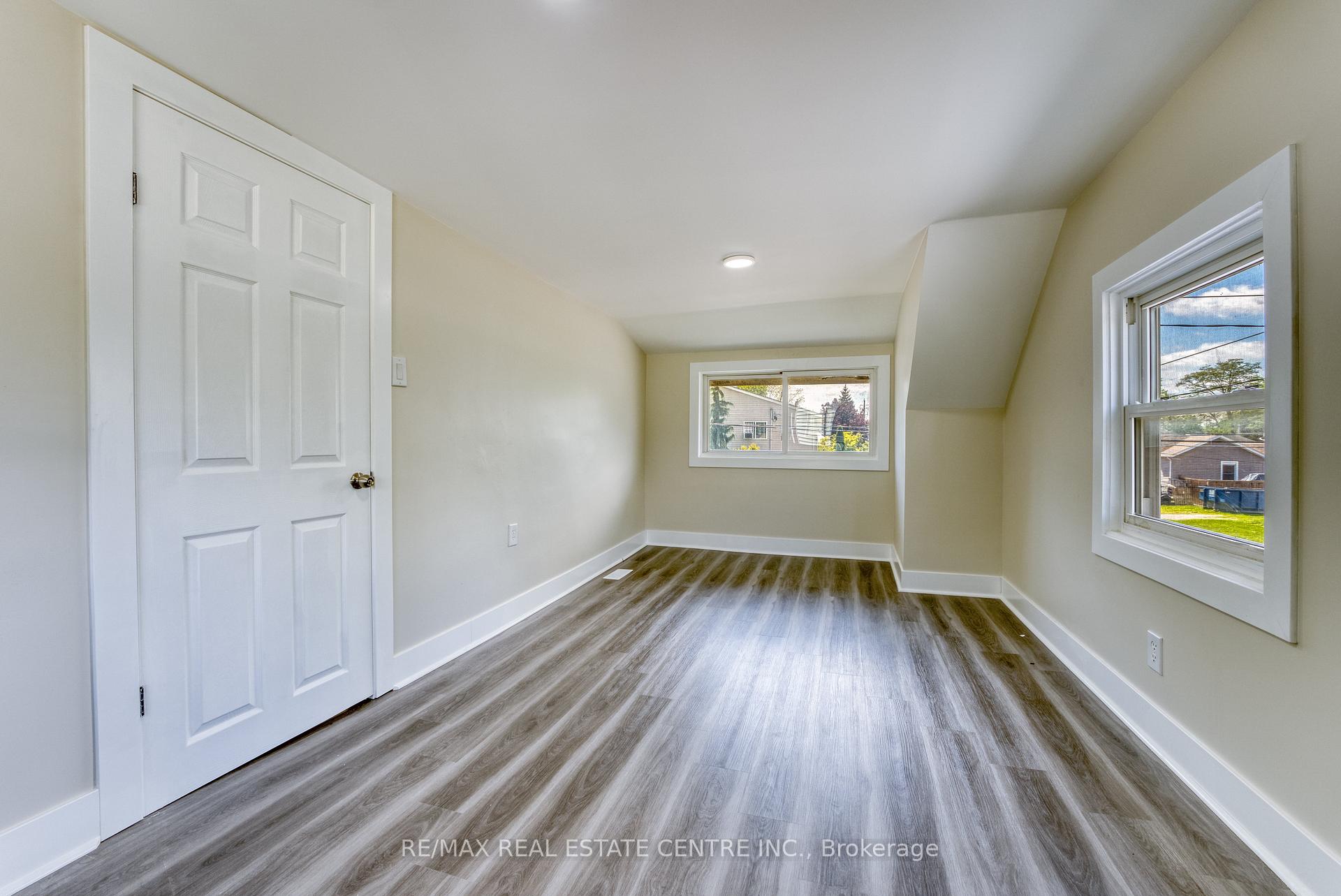 Photo 23 of 88 Lorne Avenue, Chatham-Kent — HOMEH
