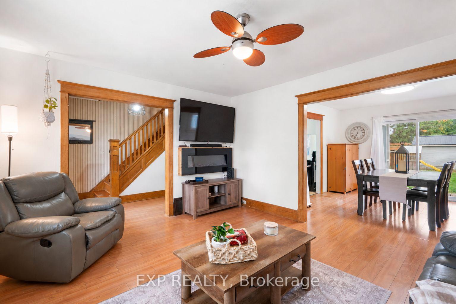 Photo 14 of 206 Fifth Street W, Cornwall, Cornwall — HOMEH