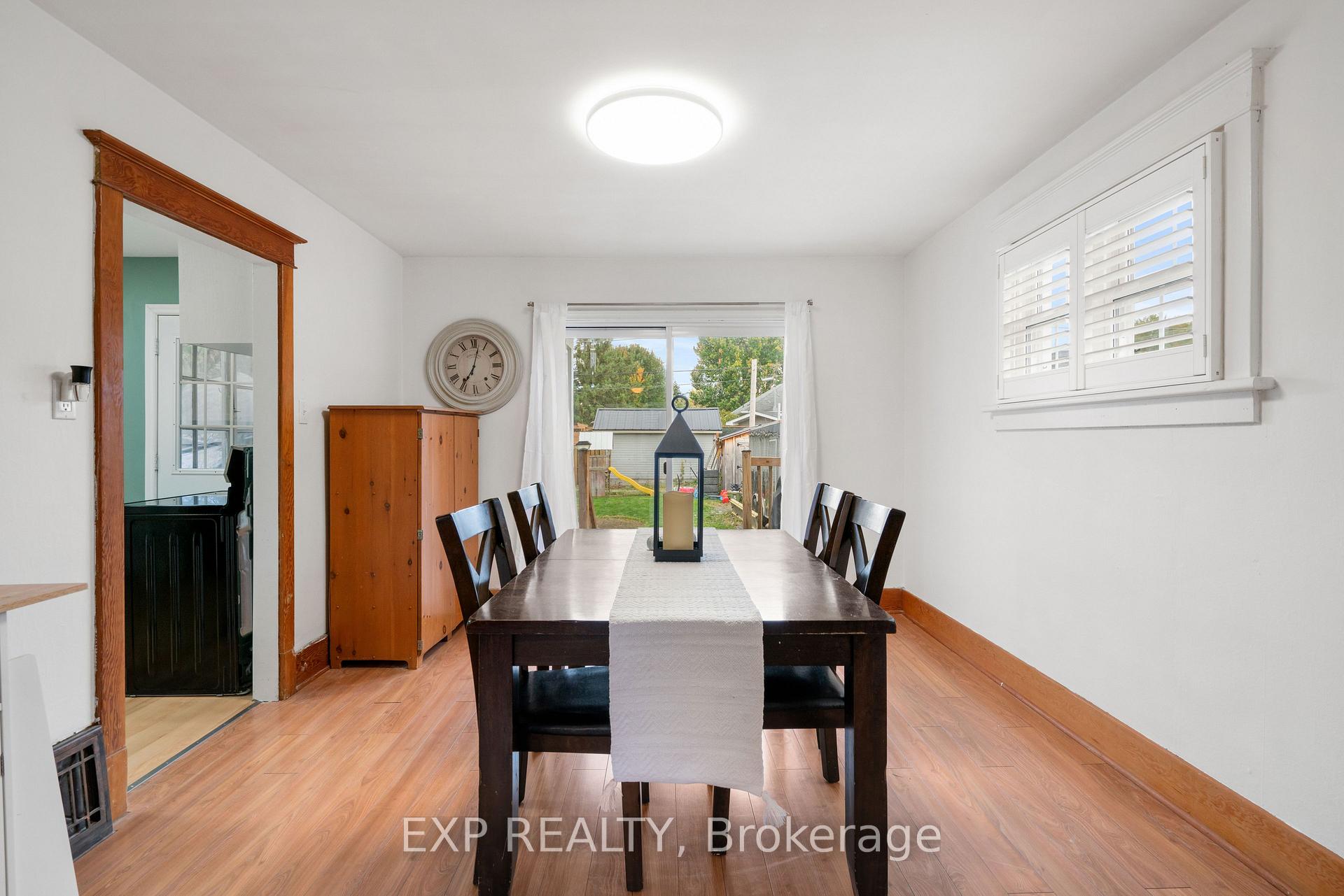 Photo 17 of 206 Fifth Street W, Cornwall, Cornwall — HOMEH