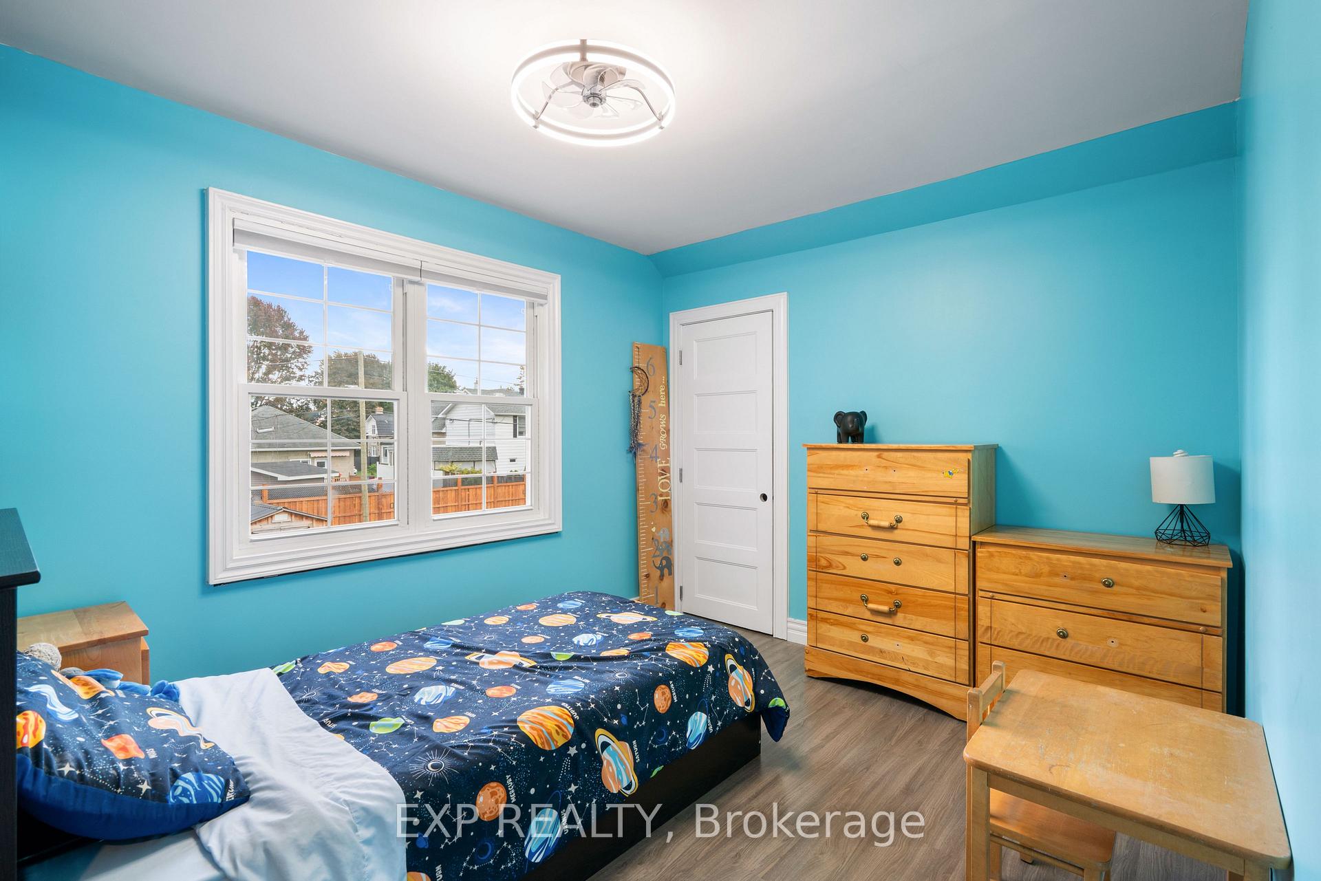 Photo 23 of 206 Fifth Street W, Cornwall, Cornwall — HOMEH