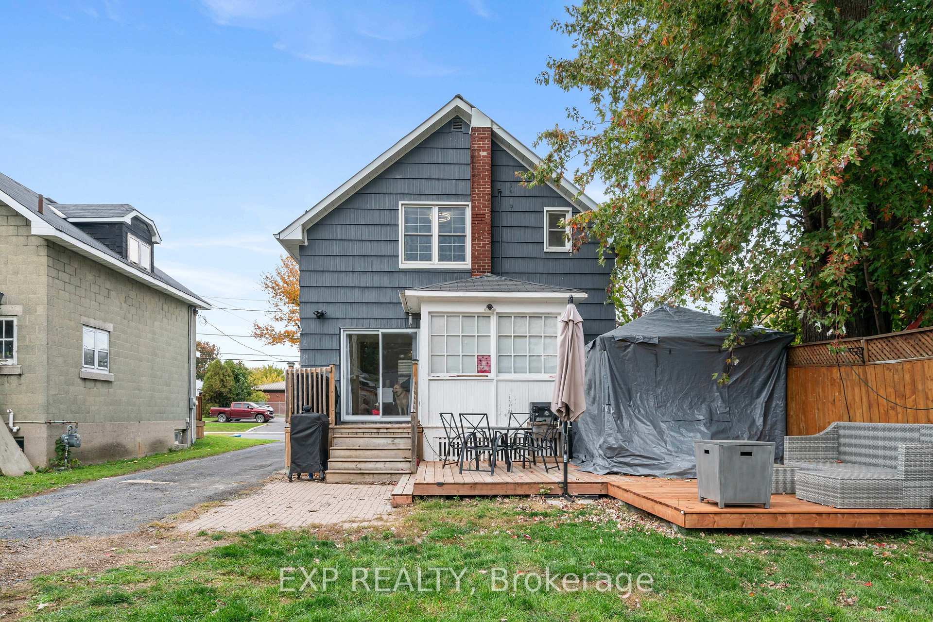 Photo 25 of 206 Fifth Street W, Cornwall, Cornwall — HOMEH