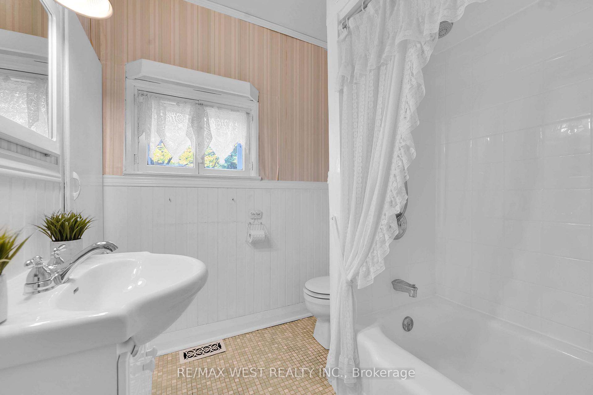Photo 18 of 26 Centre Street, Grey Highlands — HOMEH