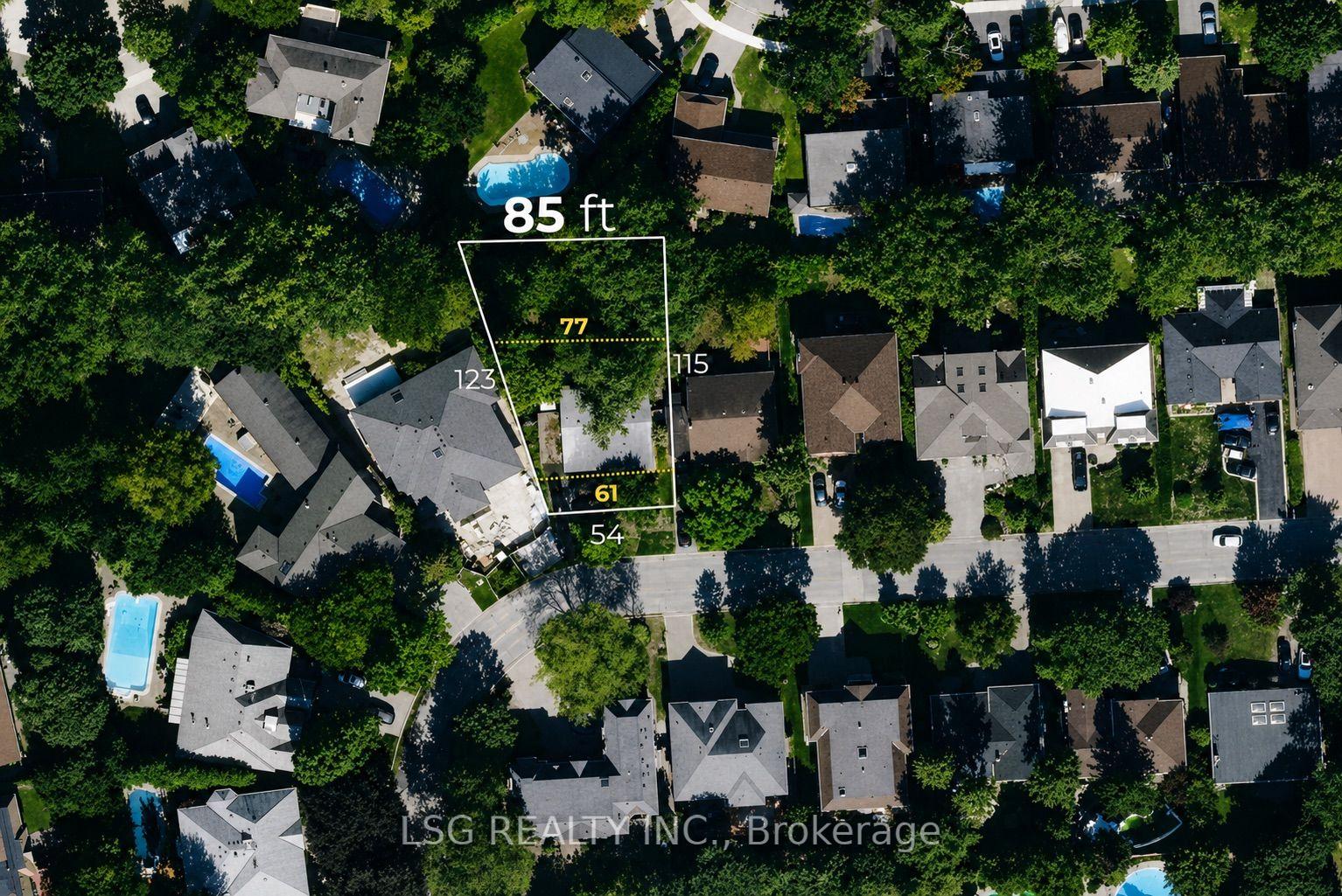 Photo 2 of 26 Grangemill Crescent, North York, Banbury-Don Mills — HOMEH